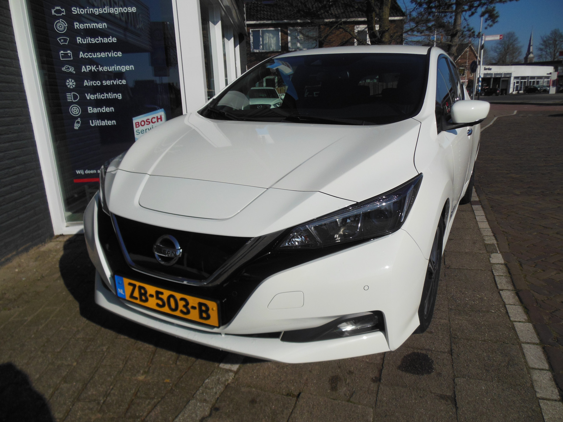 Nissan Leaf N-Connecta 40 kWh incl. btw 12 maanden Bovag garantie carplay android  ex SEPP a 2000€