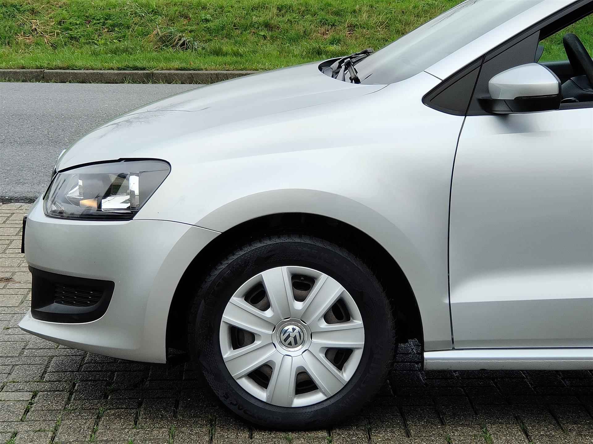 Volkswagen Polo 1.6 TDI Comfortline - 8/18