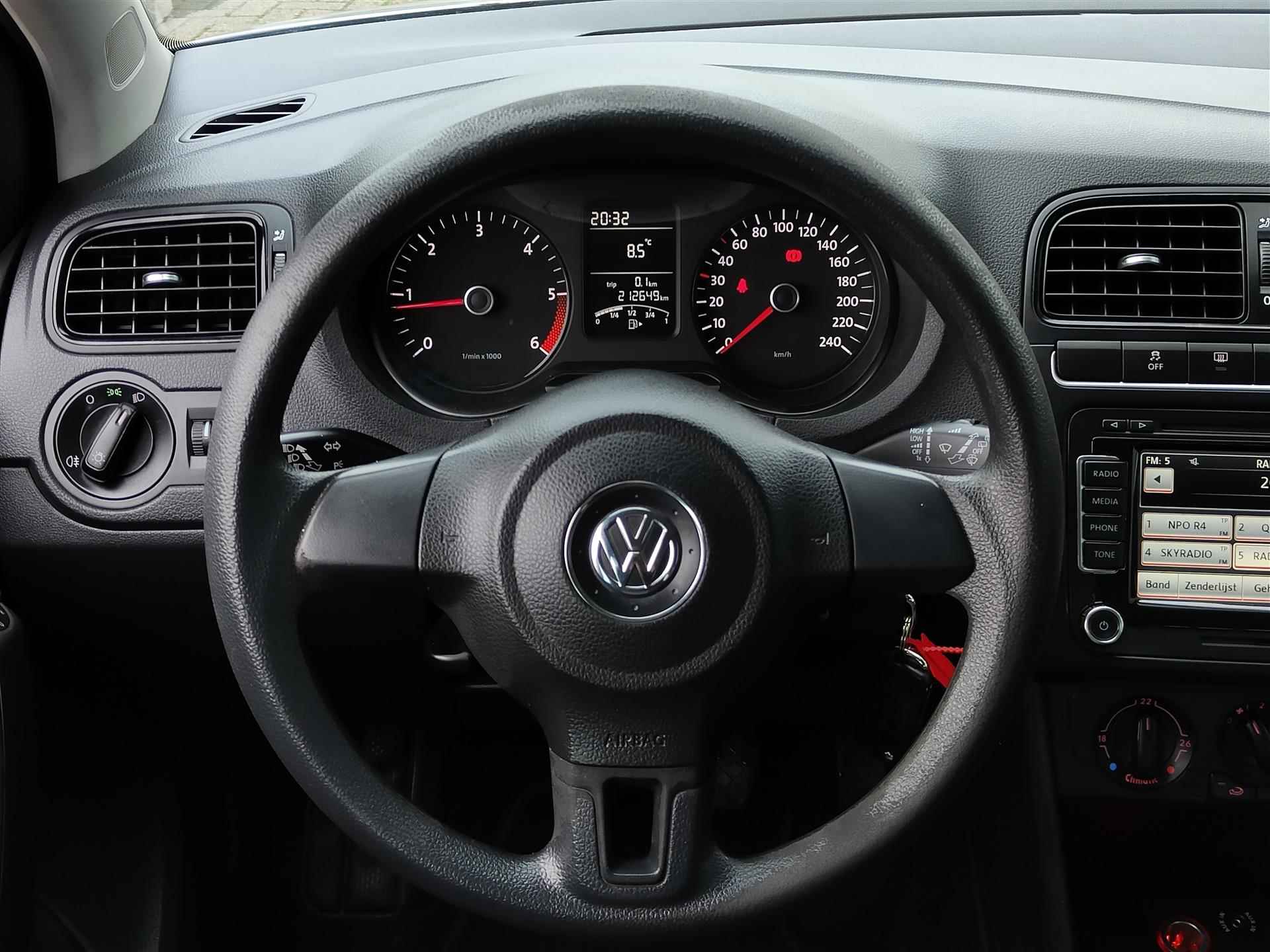 Volkswagen Polo 1.6 TDI Comfortline - 15/18