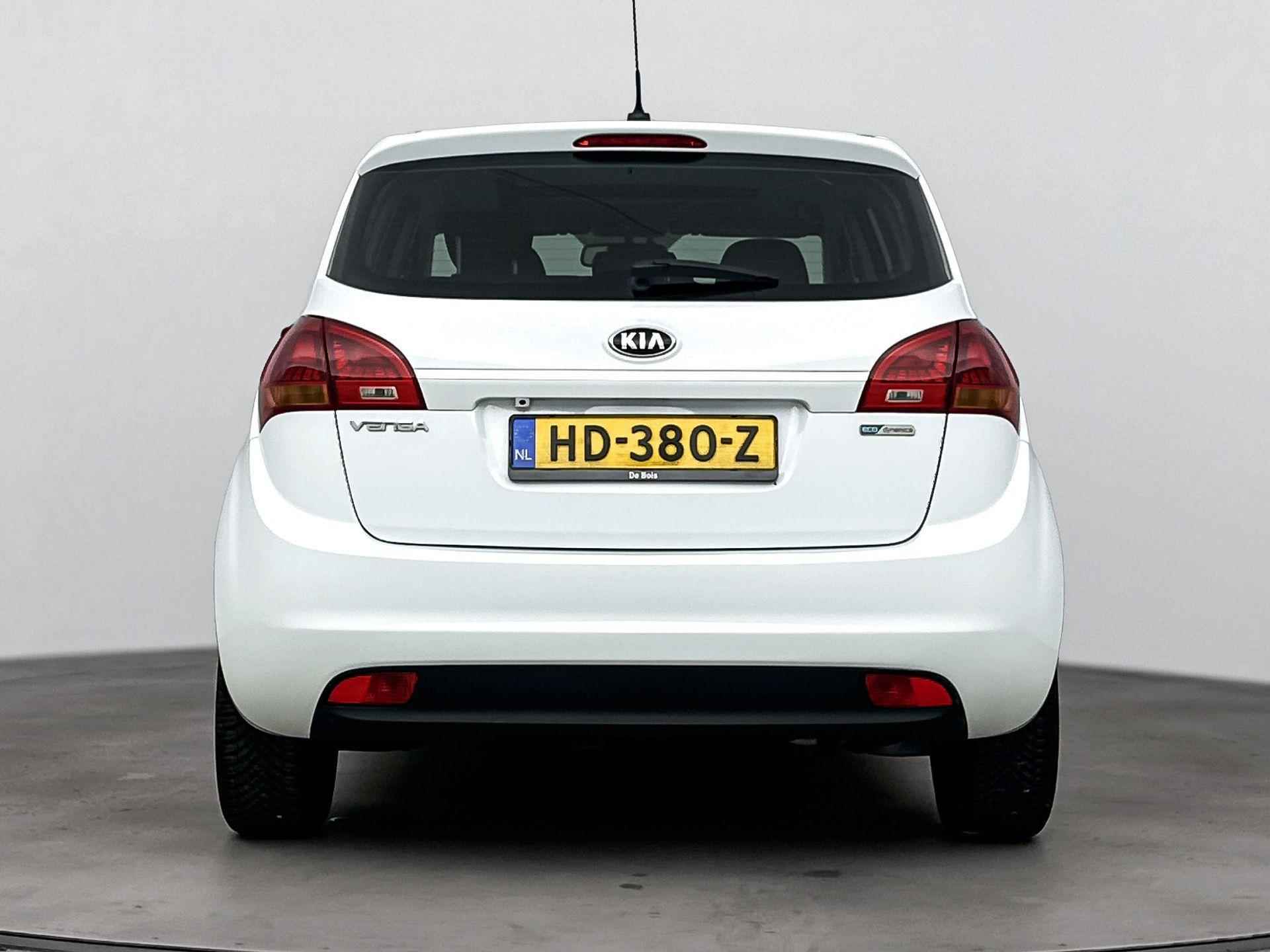 Kia Venga 1.4 CVVT ExecutiveLine | Panoramadak | Stoel + stuurverwarming | Navigatie | Camera | Lm-wielen | - 7/33