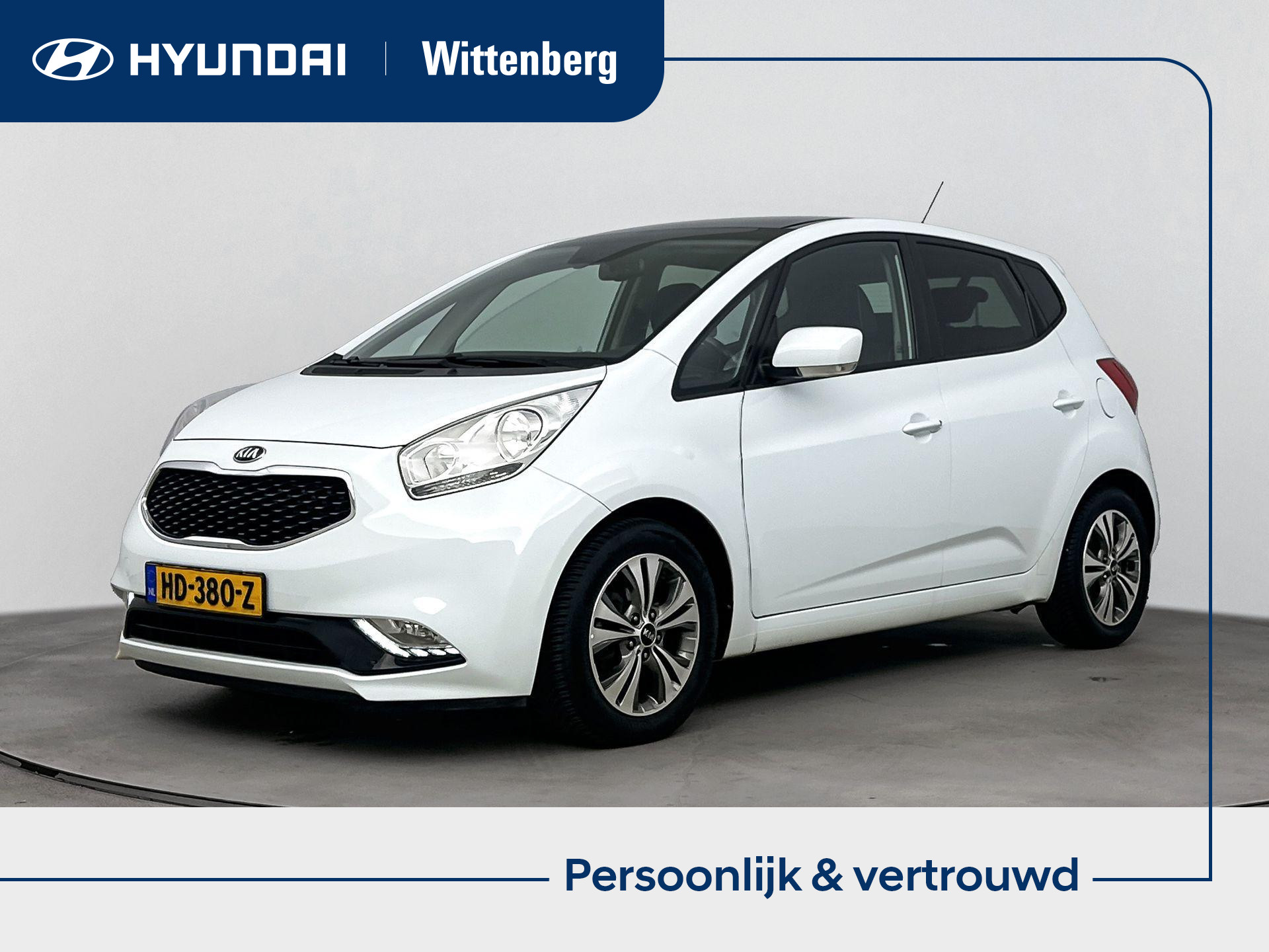 Kia Venga 1.4 CVVT ExecutiveLine | Panoramadak | Stoel + stuurverwarming | Navigatie | Camera | Lm-wielen |