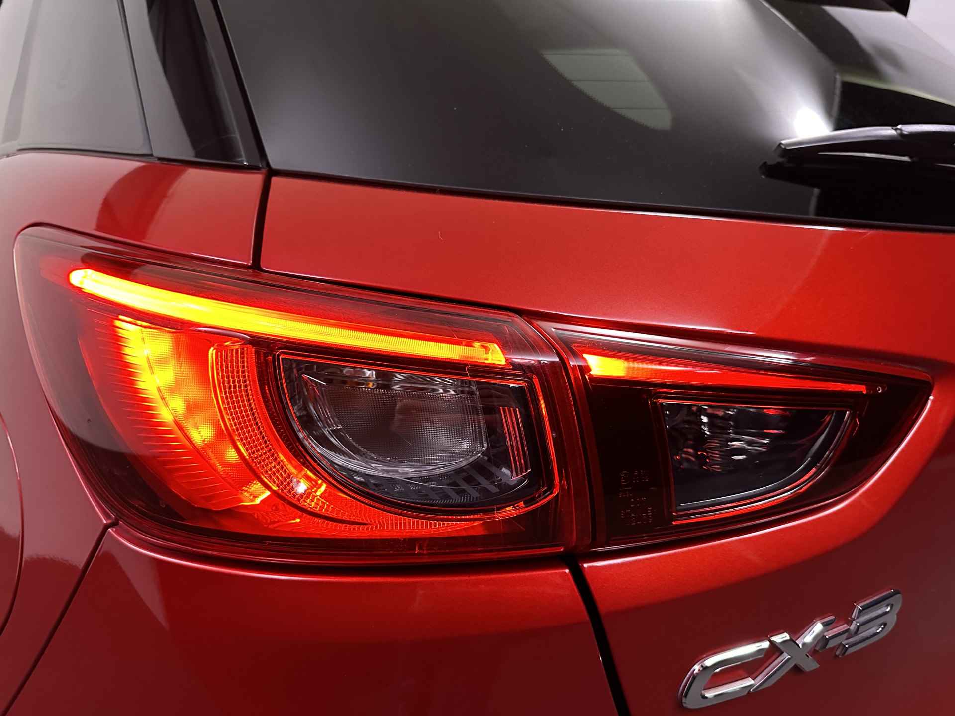 Mazda CX-3 2.0 SkyActiv-G 120 GT-M | Camera | Leder | Led | Keyless | Navigatie | Stoelverwarming | Blindspot | - 41/42