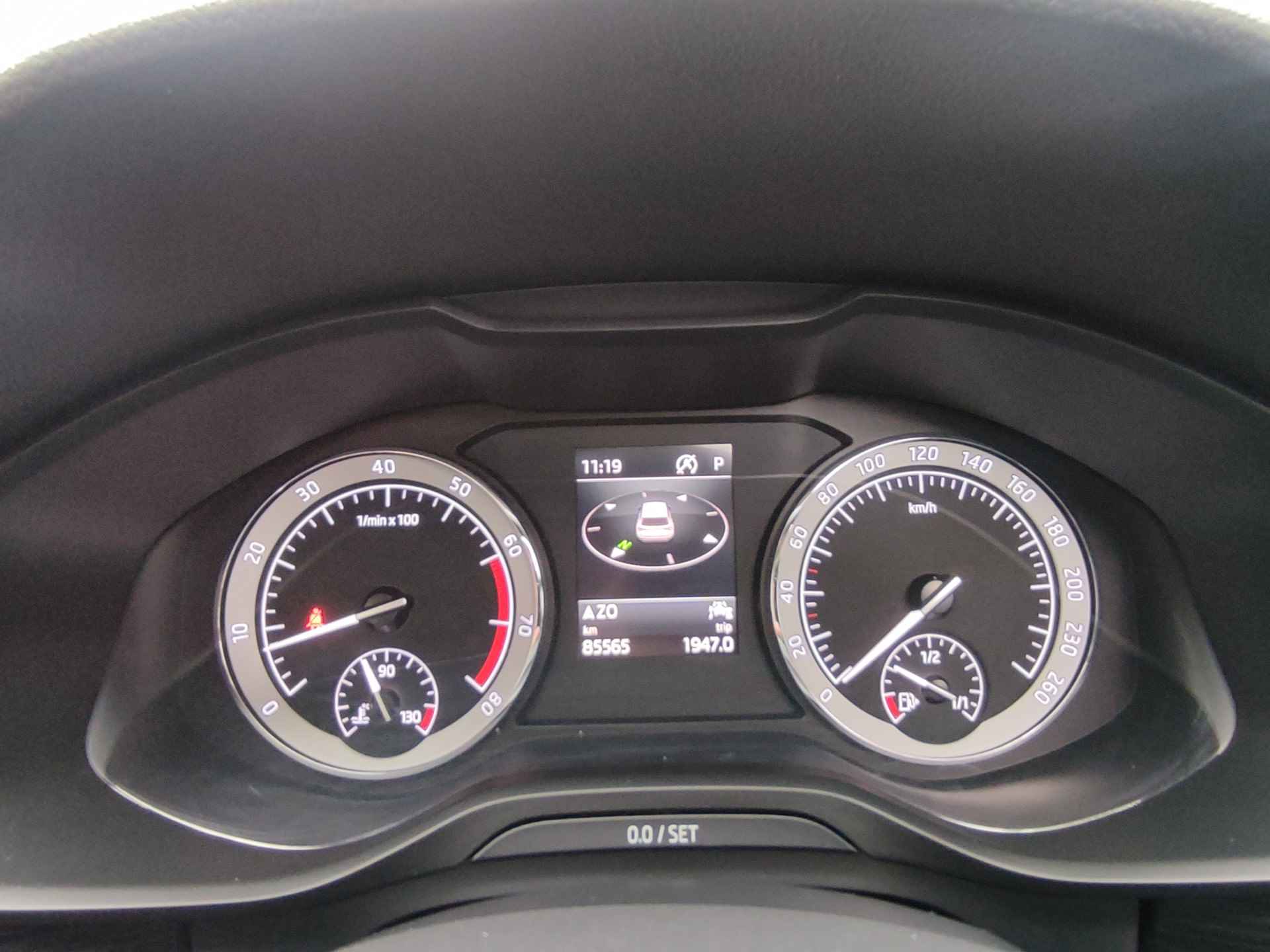 Škoda Kodiaq 1.5 TSI DSG Business Edition Panoramadak - Adaptieve cruise control - Elektrische achterklep  - Keyless entry - 16/35