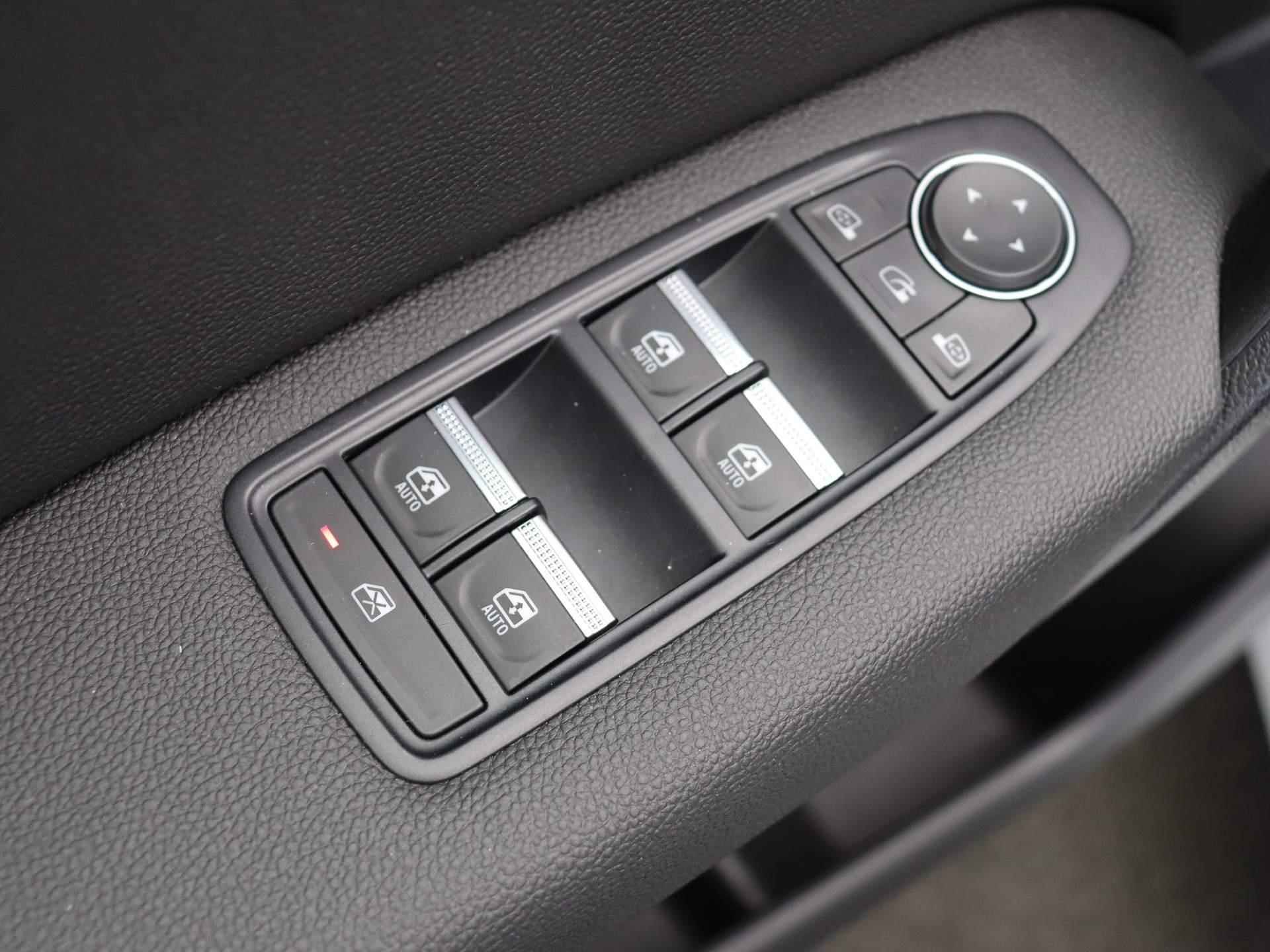 Renault Captur TCe 130pk EDC Edition One | Panoramisch dak | Digitale cockpit | Achteruitrijcamera | Parkeersensoren voor/achter | Groot scherm! | - 17/42