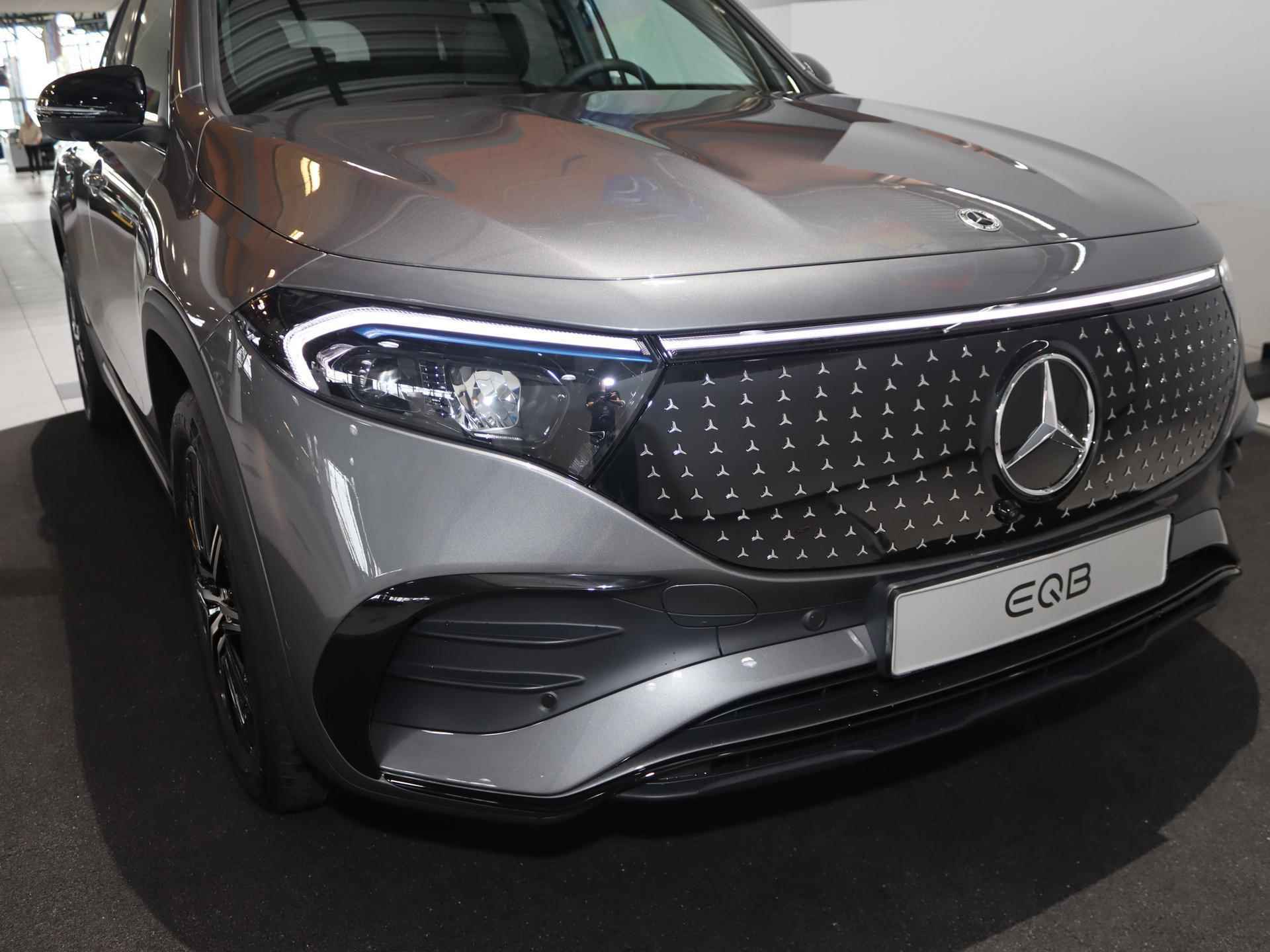 Mercedes-Benz EQB 250+ AMG Line 71 kWh | Premium Pakket | Panorama-schuifdak | Nightpakket | Parkeerpakket met 360-Camera | Apple Carplay/Android Auto | - 8/26