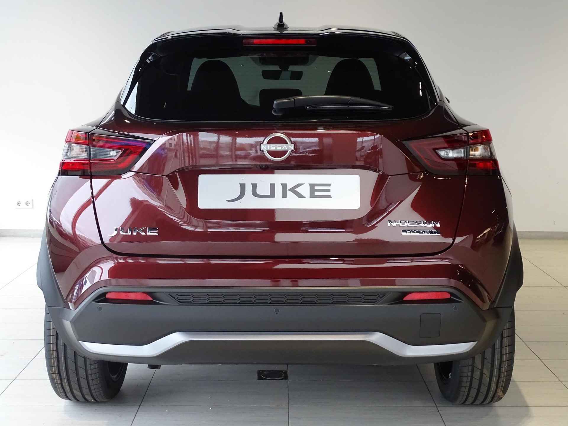 Nissan Juke 1.6 Hybrid N-Design - 25/27