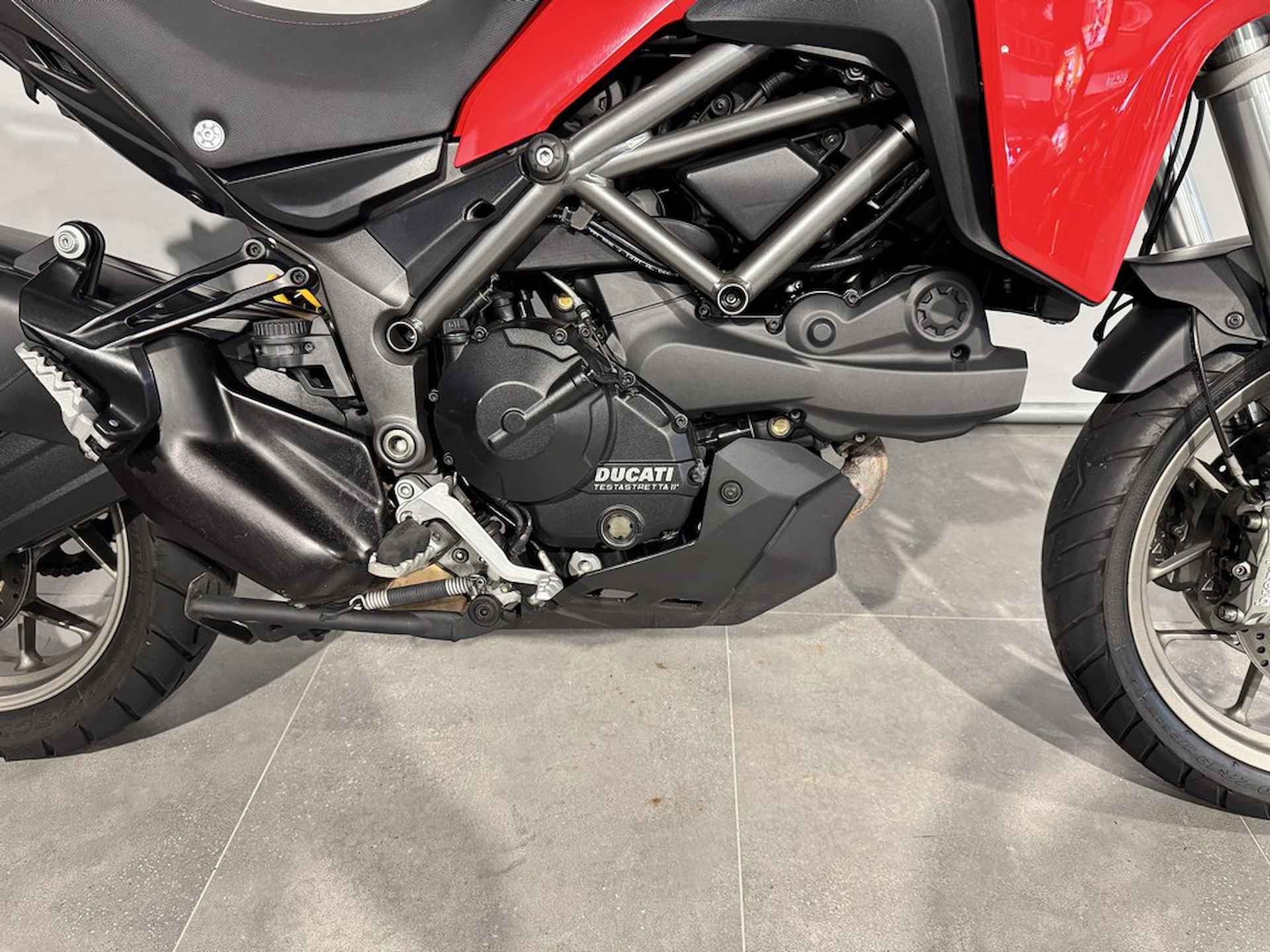 Ducati MULTISTRADA 950 - 3/8