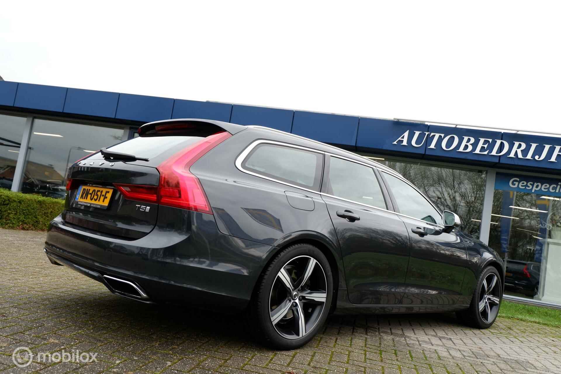 Volvo V90 T5 255PK GEARTRONIC-8 R-DESIGN LUXERY | PANODAK | HEADUP | CAMERA | BLIS | ACC - 12/46