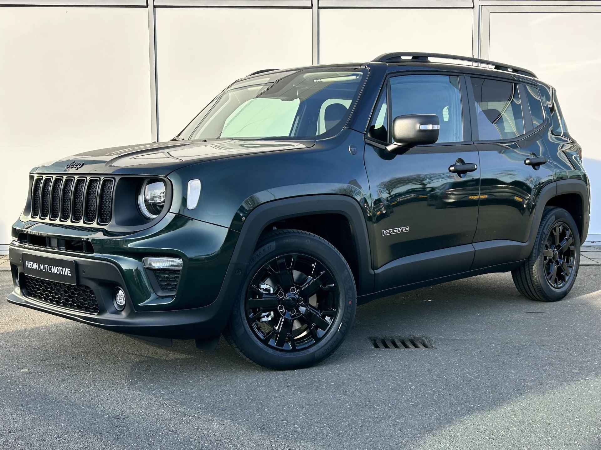 Jeep Renegade 1.5T e-Hybrid The North Star | UIT VOORRAAD LEVERBAAR MET €3.000 KORTING | FULL LED | SCHUIFDAK | CAMERA | WINTERPACK | ADAPTIVE CRUISE | PARKEERSENSOREN