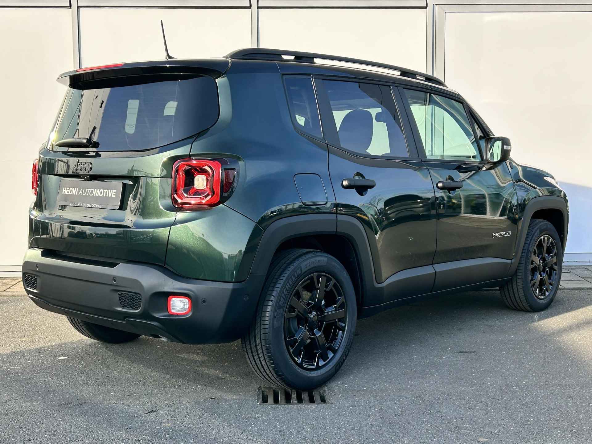 Jeep Renegade 1.5T e-Hybrid The North Star | UIT VOORRAAD LEVERBAAR MET €3.000 KORTING | FULL LED | SCHUIFDAK | CAMERA | WINTERPACK | ADAPTIVE CRUISE | PARKEERSENSOREN - 3/41