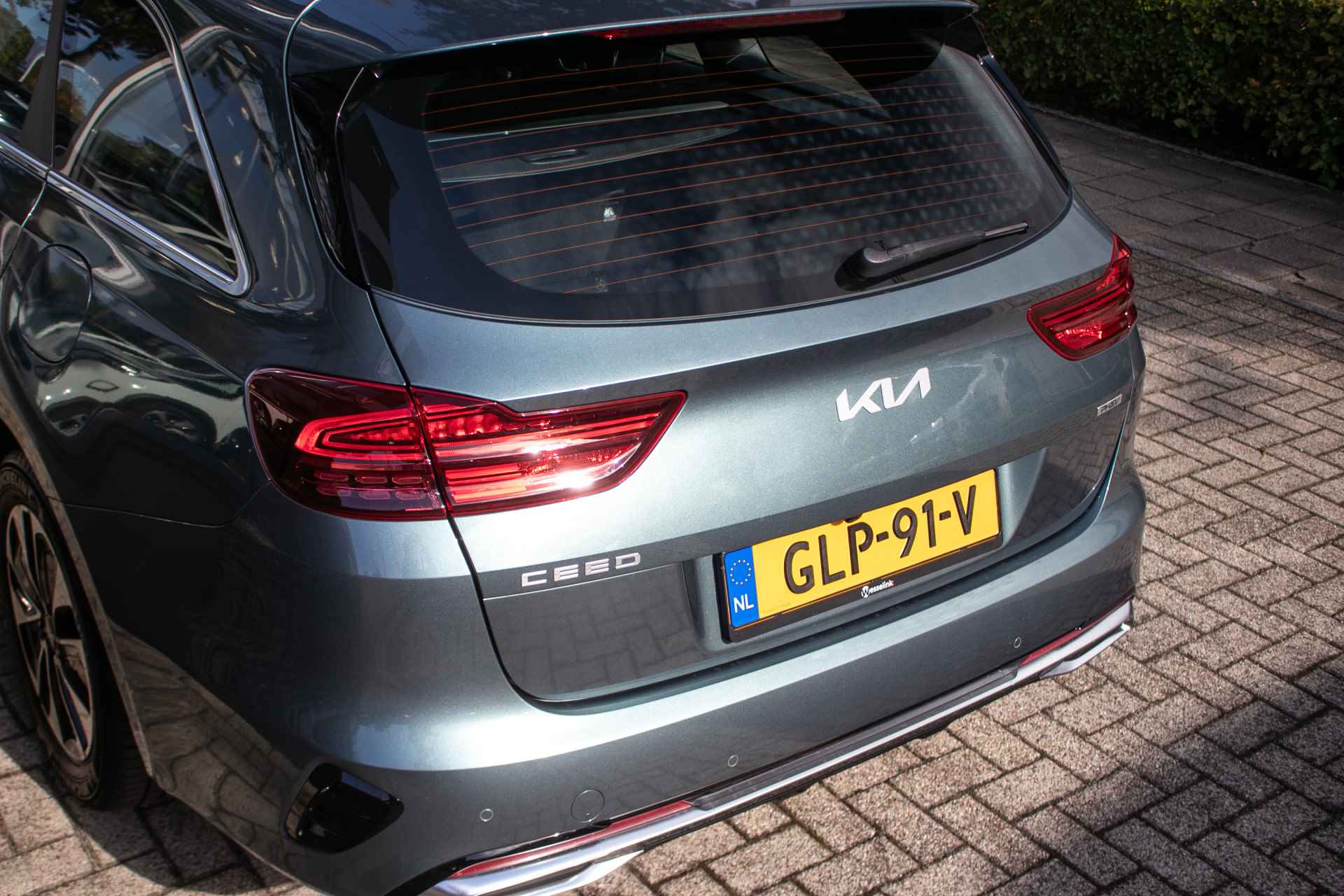 Kia Ceed Sportswagon 1.6 GDI PHEV DynamicLine - All-in rijklrprs | Carplay | Adpt. cruise | Camera | stuurverw. - 30/45