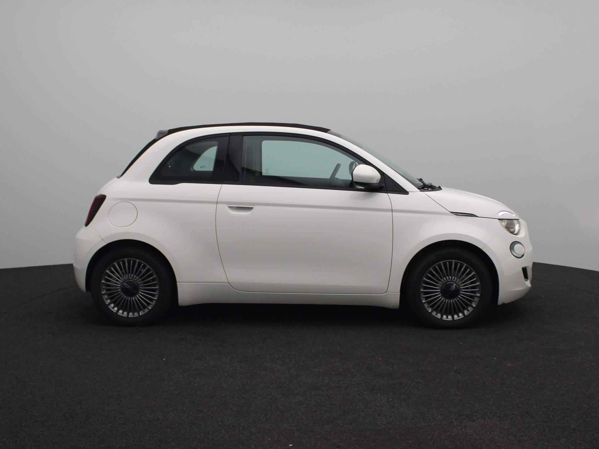 Fiat 500e C Icon 42 kWh | €2000,- Overheidssubsidie | - 6/23