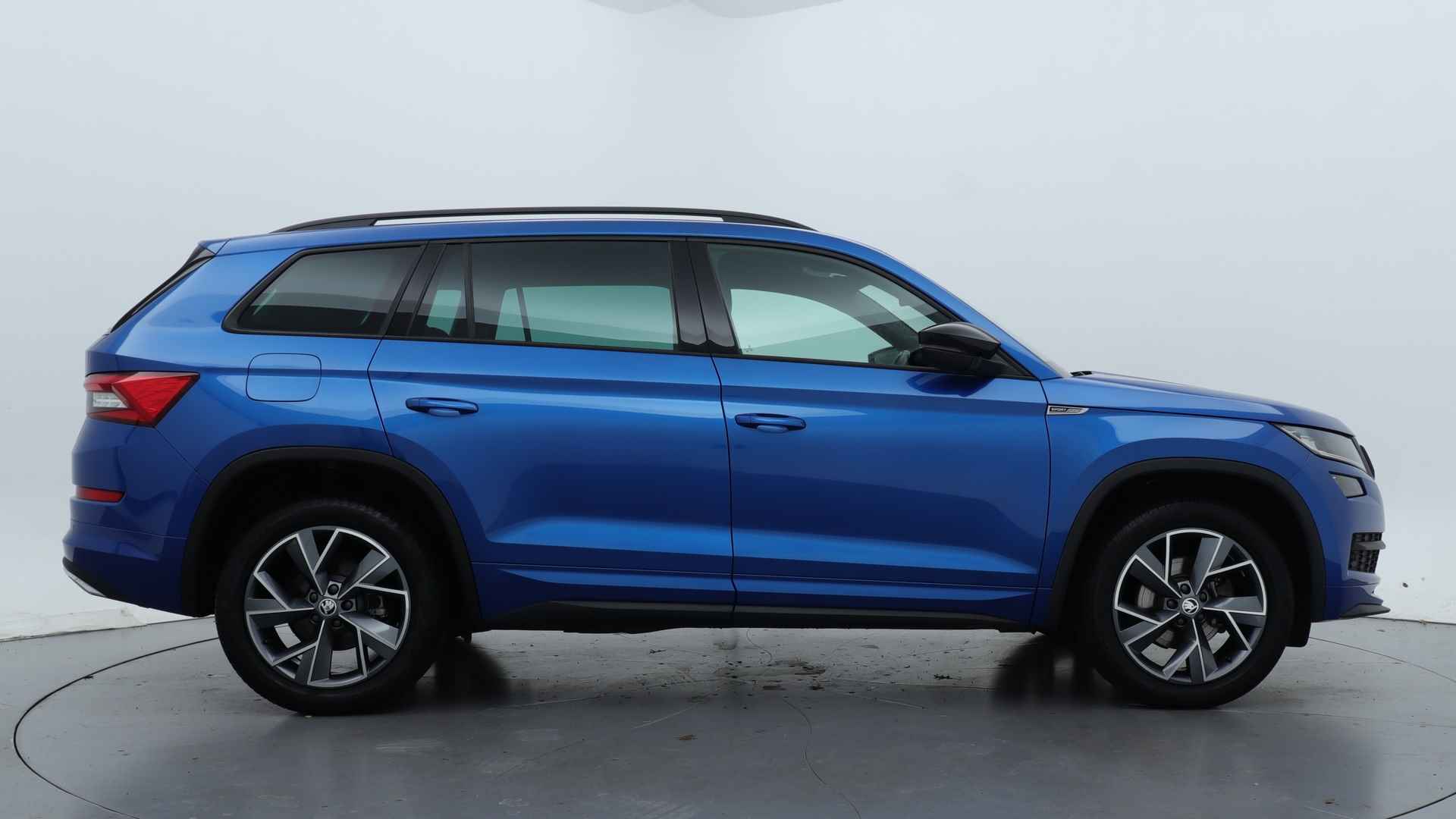 Škoda Kodiaq 1.5 TSI 150pk Sportline Business / Panoramadak / Stoelverwarming / Camera - 4/35