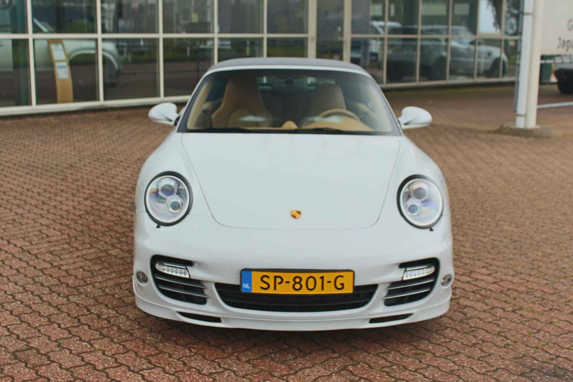 Porsche 911 Cabrio 3.8 Turbo S - 6/36