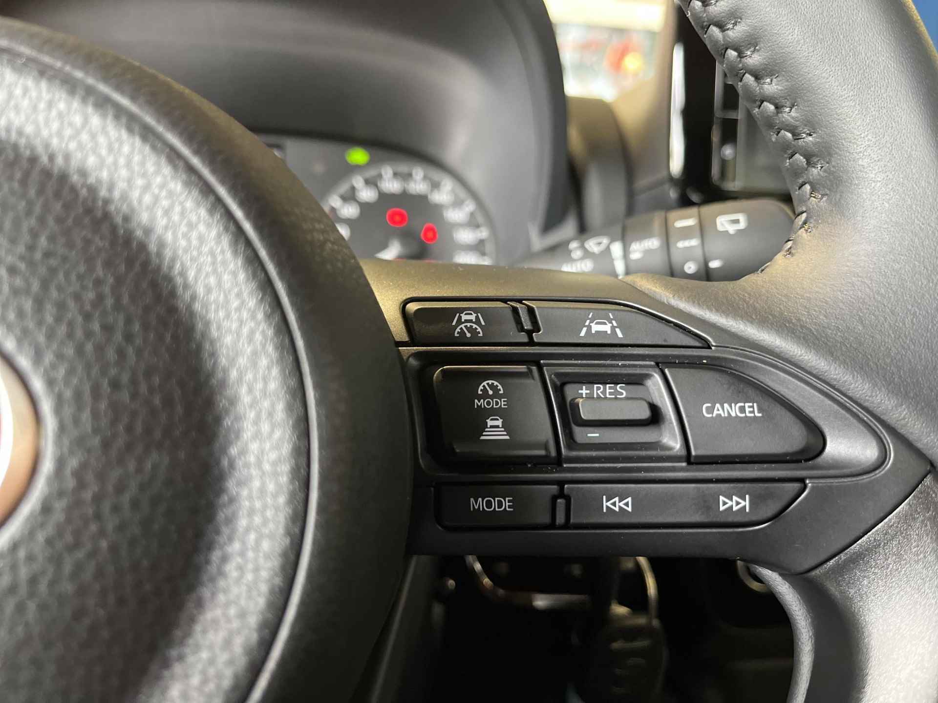 Toyota Yaris Hybrid 115 Active | Direct leverbaar | Apple/Android | Camera | Cruise Control | - 19/27