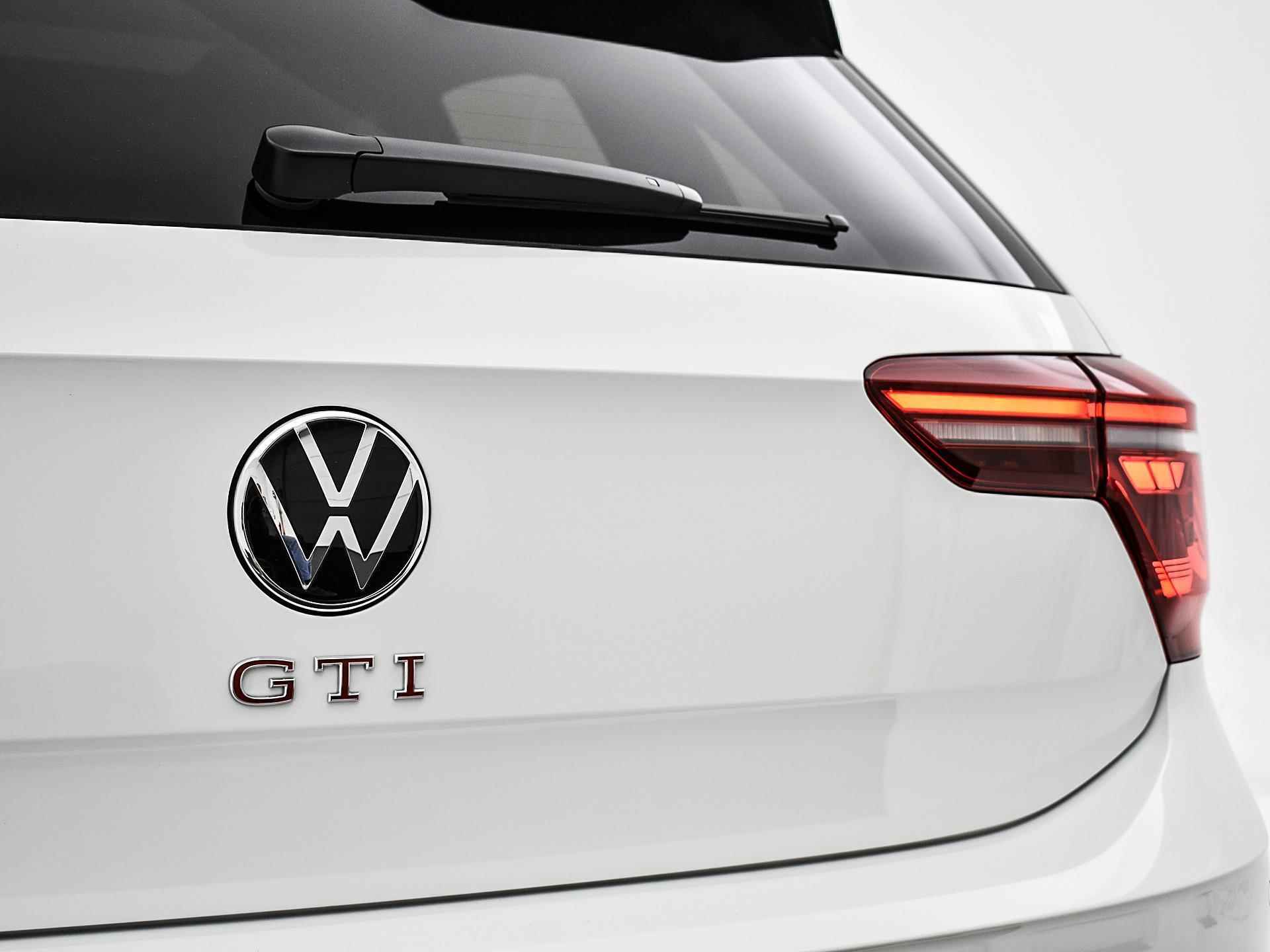 Volkswagen Polo GTI 2.0 TSI 152 kW / 207 pk 7 versn. DSG · Comfort pakket · Design pakket · Multimedia pakket plus · - 36/38