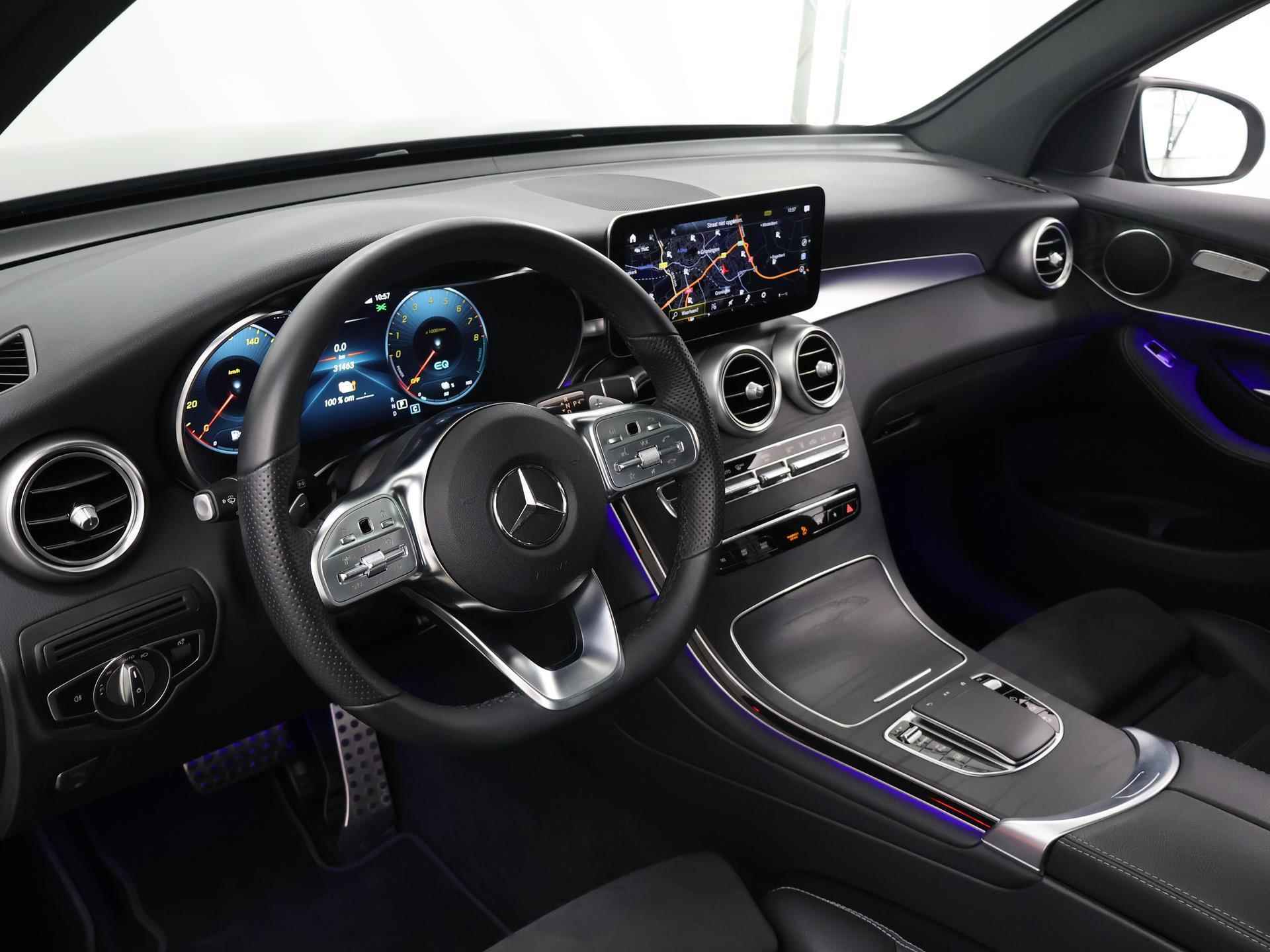 Mercedes-Benz GLC-klasse 300e 4MATIC Premium AMG | Panoramadak | Trekhaak | Dodehoekassistent | Achteruitrijcamera | Elekt. Achterklep | Sfeerverlichting | Led-koplampen | - 8/53