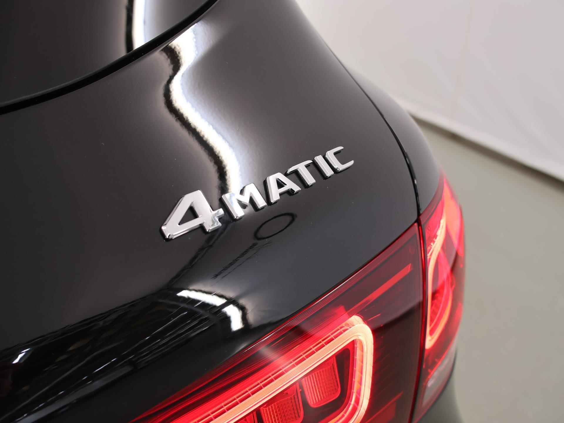 Mercedes-Benz GLC-klasse 300e 4MATIC Premium AMG | Panoramadak | Trekhaak | Dodehoekassistent | Achteruitrijcamera | Elekt. Achterklep | Sfeerverlichting | Led-koplampen | - 48/53
