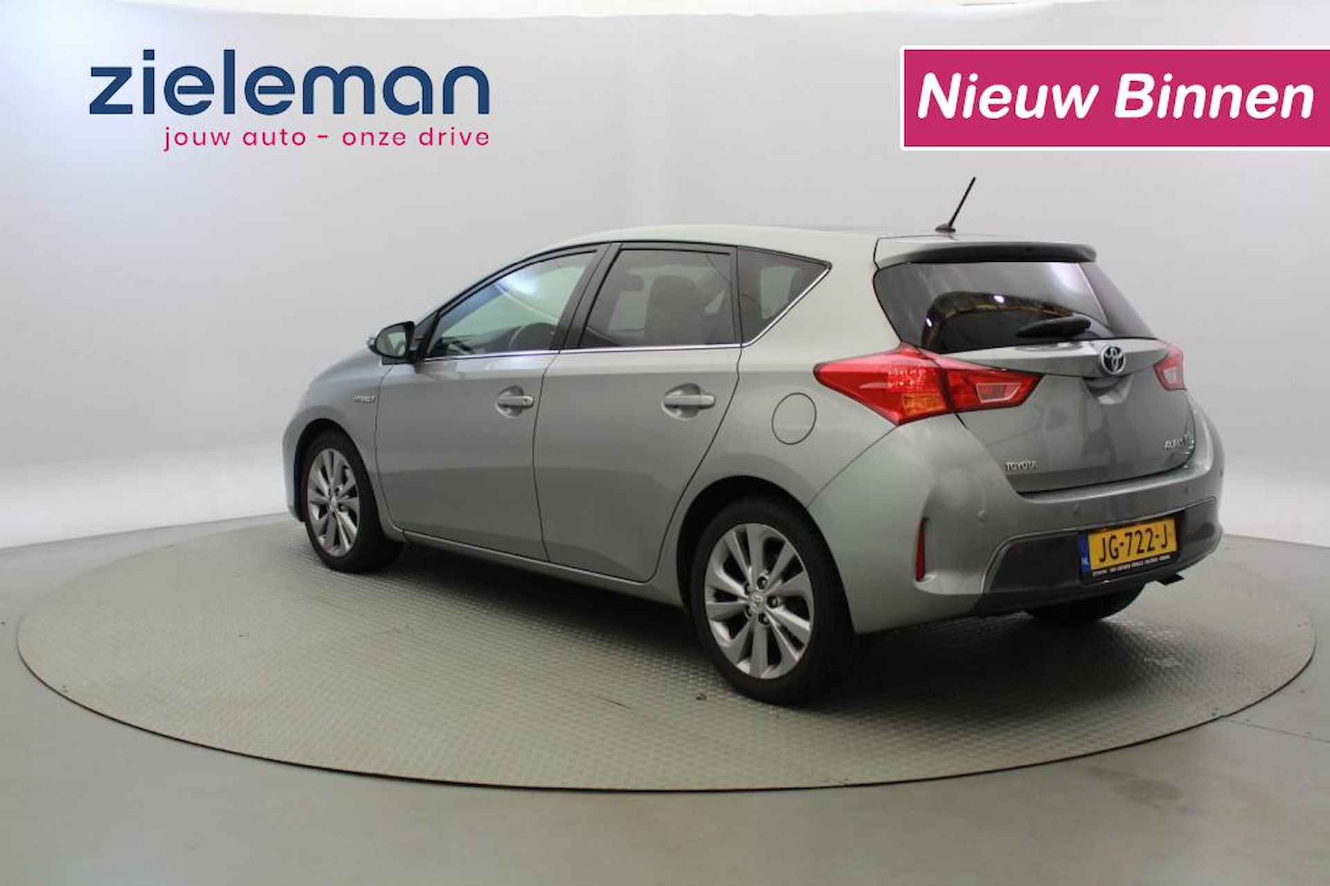 TOYOTA Auris 1.8 Hybrid Pro -  Navi, Clima - 2/28