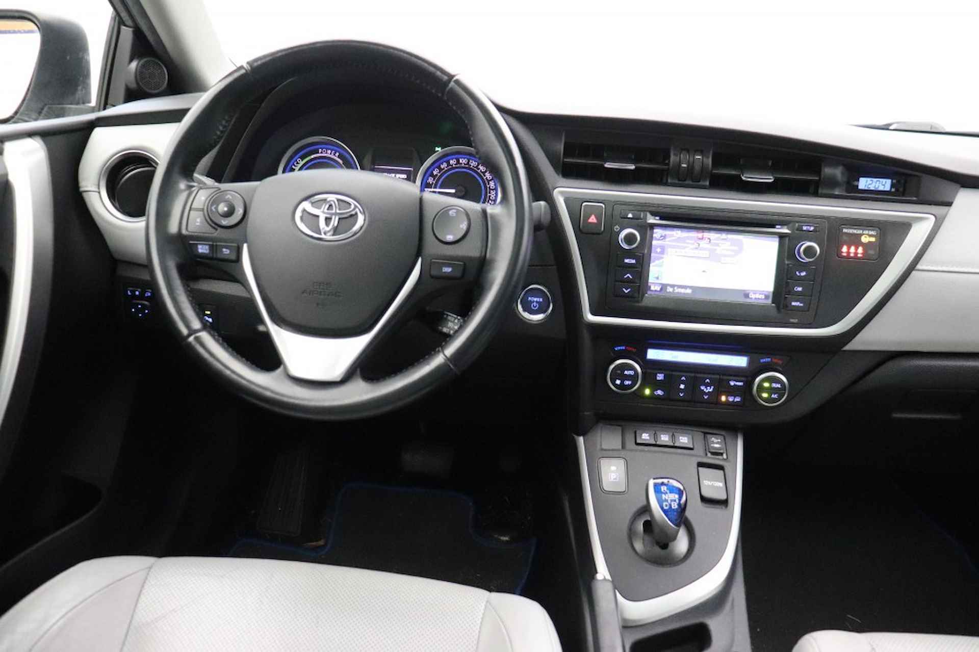 TOYOTA Auris 1.8 Hybrid Pro -  Navi, Clima - 3/28