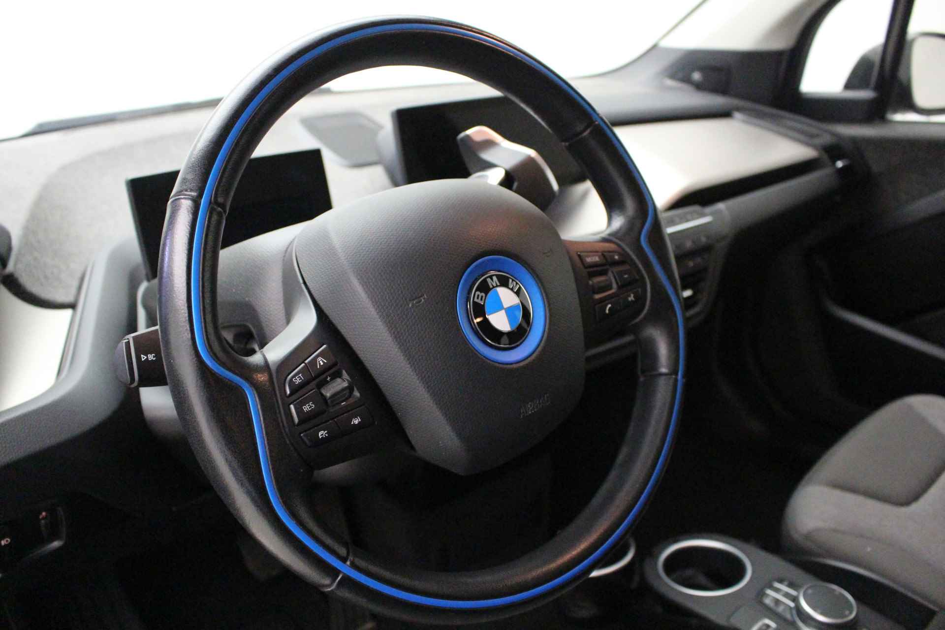 BMW i3 Grey Edition 94Ah 33 kWh | 2 jaar BMW Garantie | Panorama | Driving Assistant Plus | Harman Kardon - 9/24