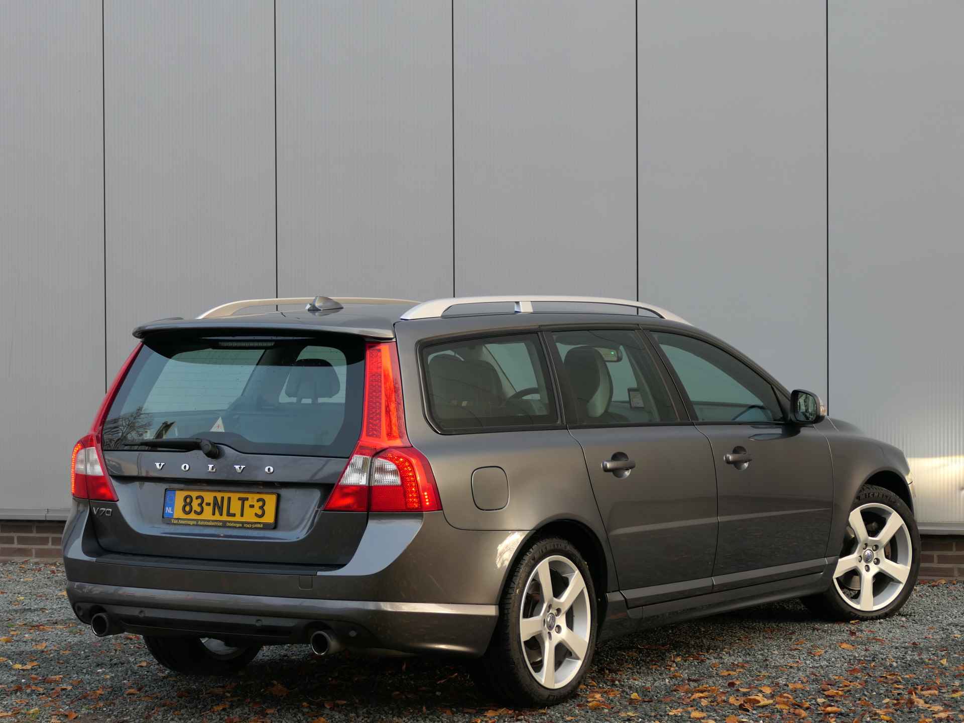 Volvo V70 2.0T AUT R-Edition Xenon / Navi / Leer / voorstoelen verwarmd - 3/21