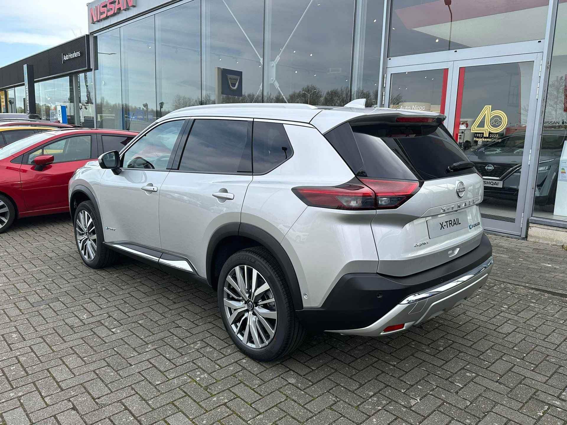 Nissan X-Trail e-4ORCE 4WD Tekna Plus | 7 PERSOONS | 20 INCH | FULL OPTIONS | € 4.000,- VOORRAADKORTING | - 4/21