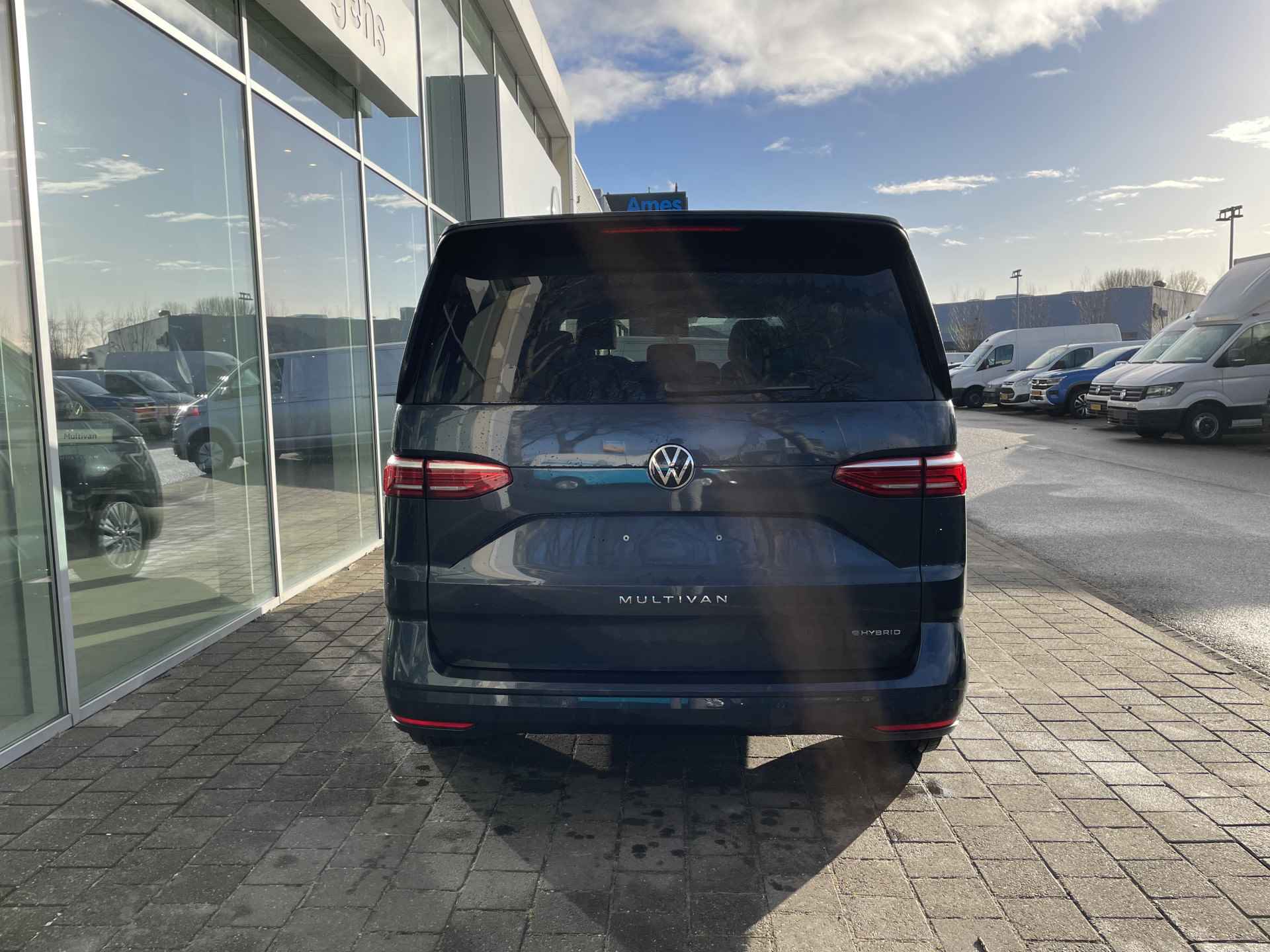 Volkswagen Multivan 1.4 eHybrid 218PK L1H1 Life | 7 Zitplaatsen | IQ Light | Elektrische achterklep - 8/39