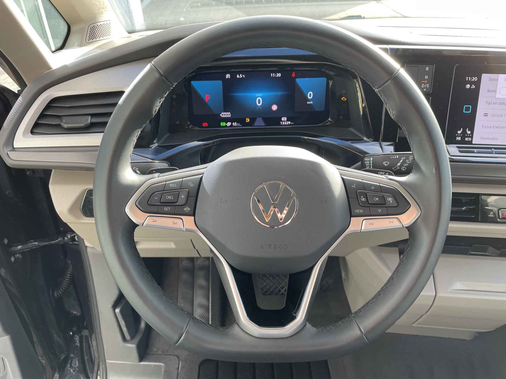 Volkswagen Multivan 1.4 eHybrid 218PK L1H1 Life | 7 Zitplaatsen | IQ Light | Elektrische achterklep - 28/39