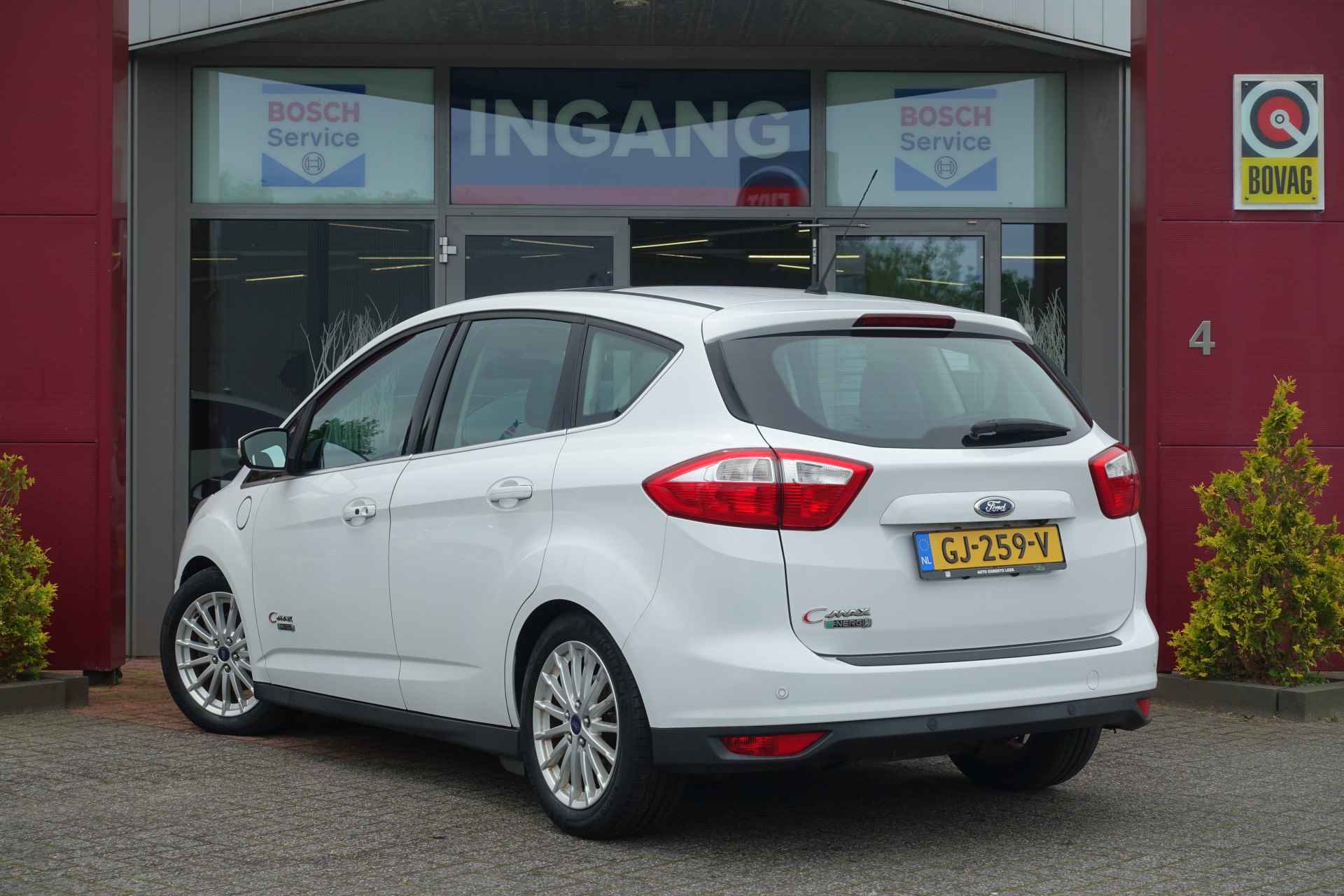 Ford C-MAX 2.0 Plug-in Hybrid Titanium Plus - 8/32