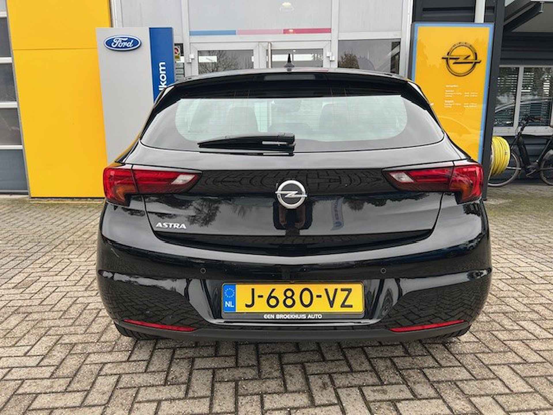 Opel Astra 1.2 Turbo 110PK ELEGANCE | AGR-COMFORTSTOELEN| CAMERA| NAVIGATIE| PARKEERSENSOREN V+A| DAB| KEYLESS ENTRY&START| CRUISE CONTROL| - 6/39