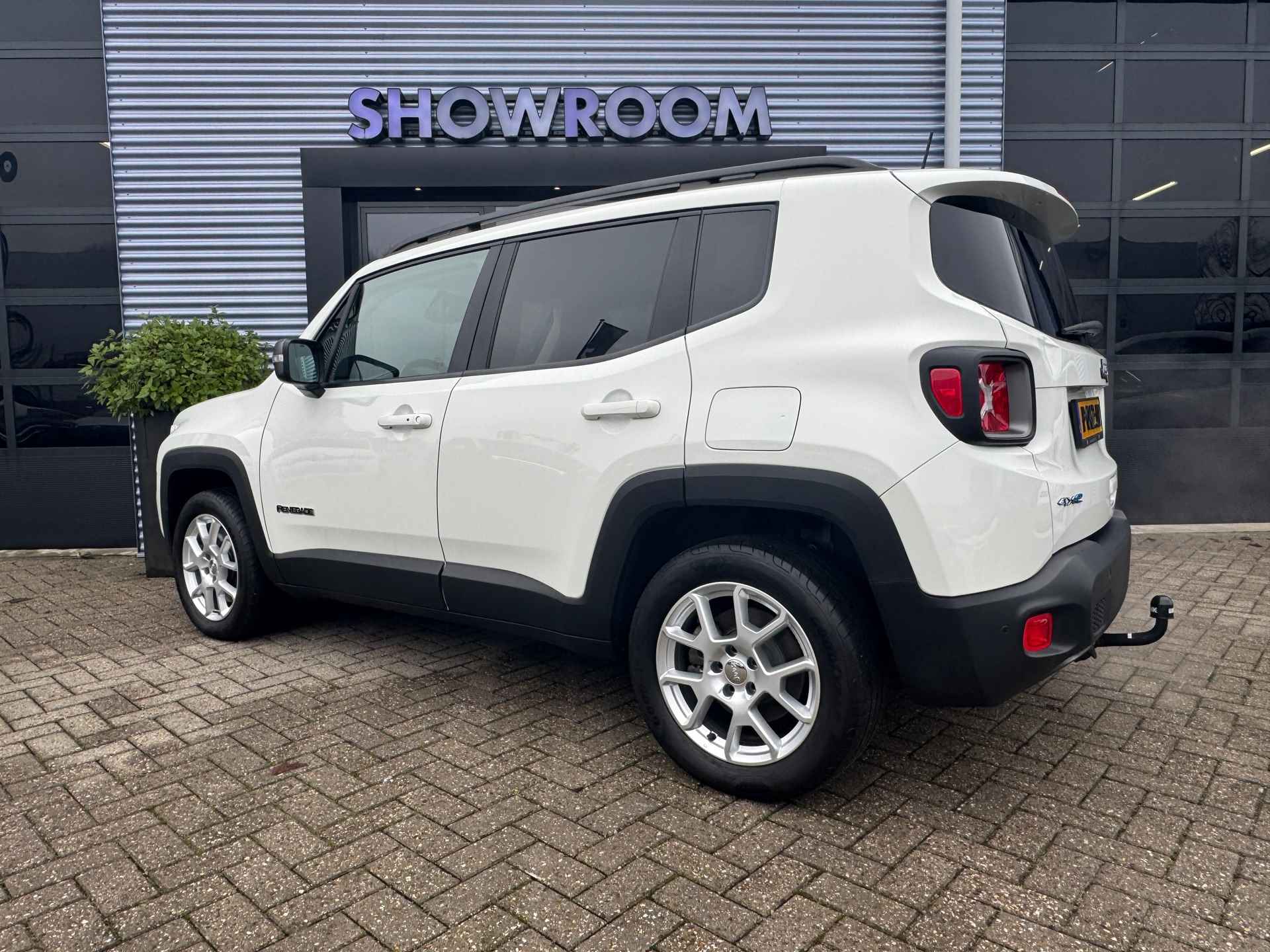 Jeep Renegade 4xe 240 Plug-in Hybrid Electric Limited Lease Ed. Automaat|Trekhaak|Applecarplay - 4/36