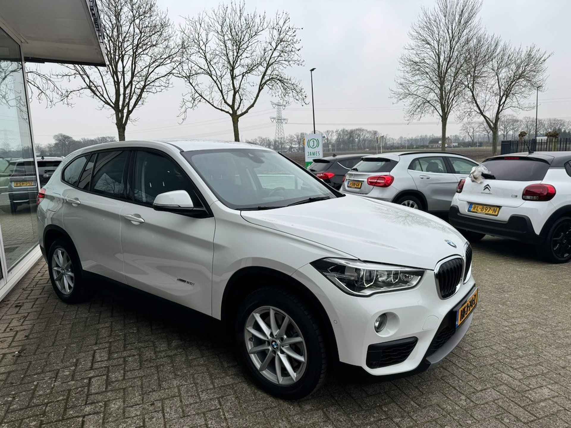 BMW X1 XDRIVE20I/ ALL IN PRIJS/ TREKHAAK - 3/22