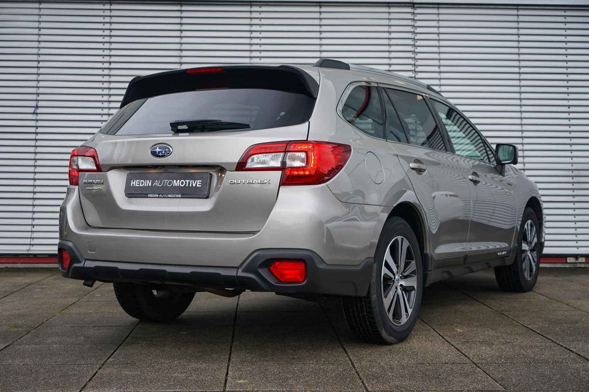 Subaru Outback 2.5i Premium 4x4 | Trekhaak | Harman Kardon | Schuif/kanteldak | Leder - 2/28