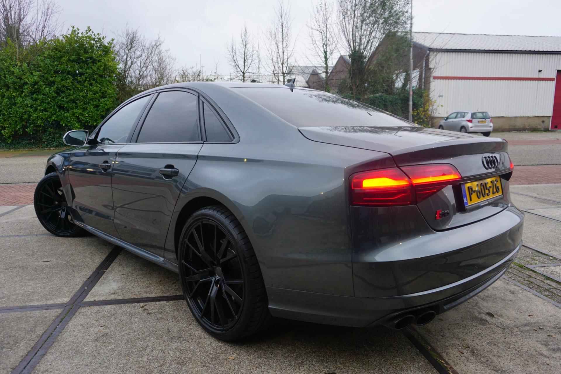 Audi A8 4.0 TFSI S8 quattro - 4/43