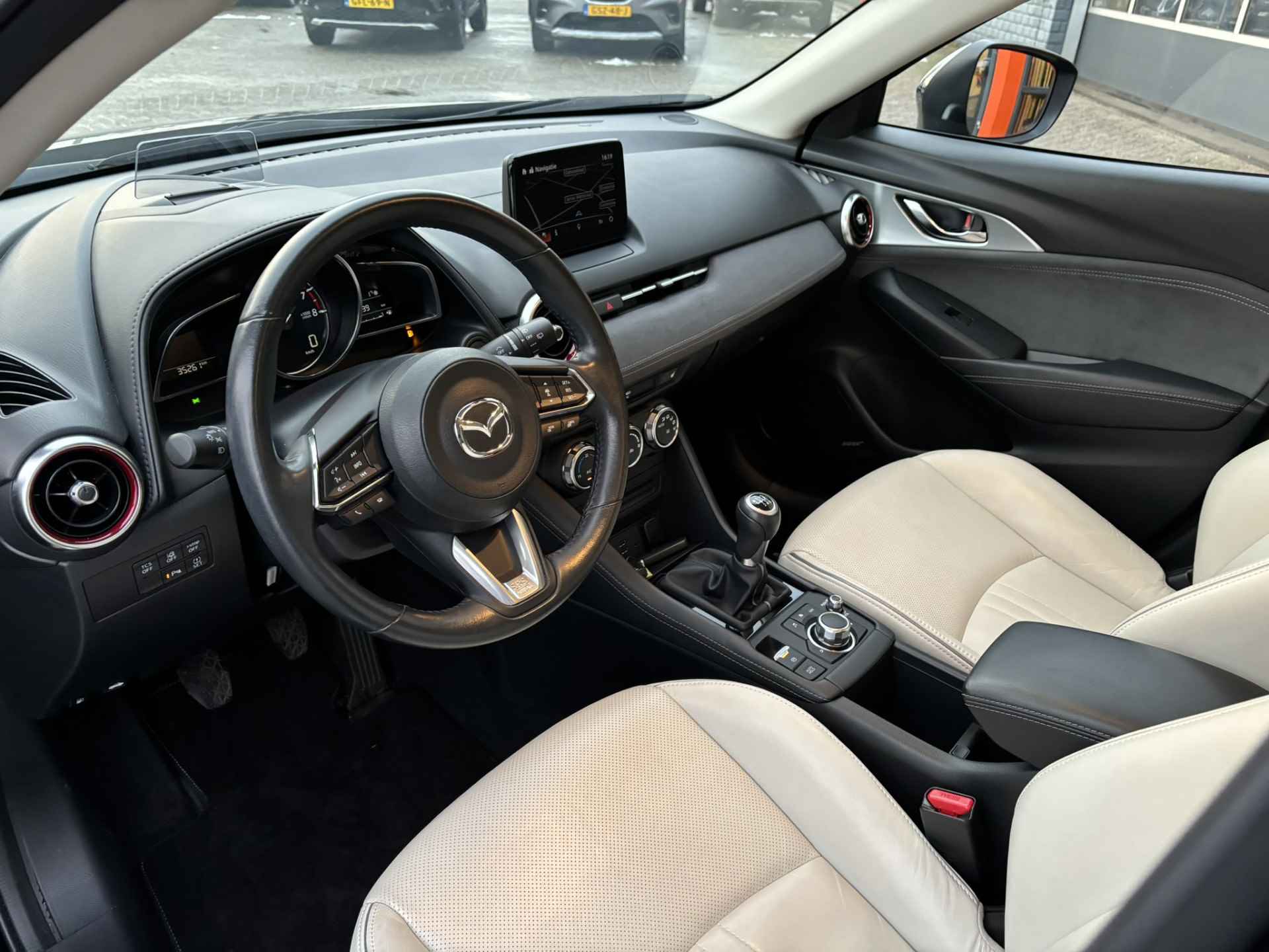 Mazda CX-3 2.0 SkyActiv-G 120 GT-M NL-Auto 1e eigenaar / All-season banden / Leder / Stoel en stuurwielverwarming - 4/35