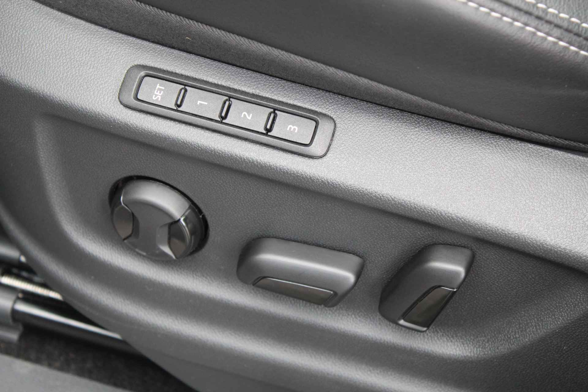 Škoda Kodiaq 1.5 TSI 150PK DSG Sportline Business |PANO|SPORTSTOELEN|CAMERA|DAB| - 13/49