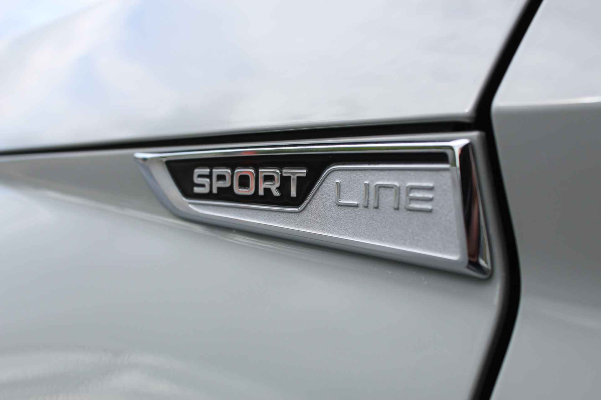 Škoda Kodiaq 1.5 TSI 150PK DSG Sportline Business |PANO|SPORTSTOELEN|CAMERA|DAB| - 44/49