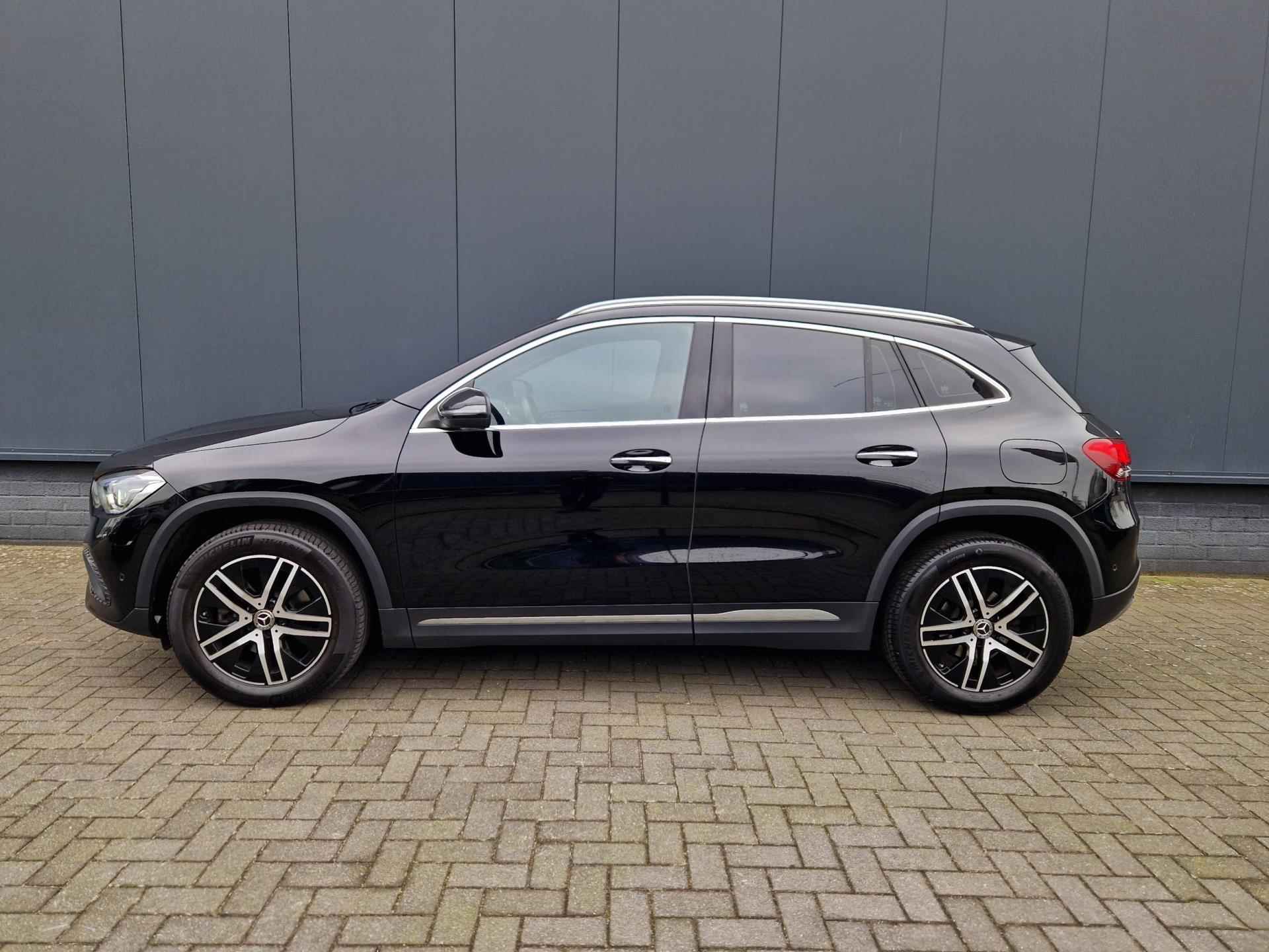 Mercedes-Benz GLA-klasse 200d Mbux /Camera /Led /Stoelverw /1e eigenaar - 2/36