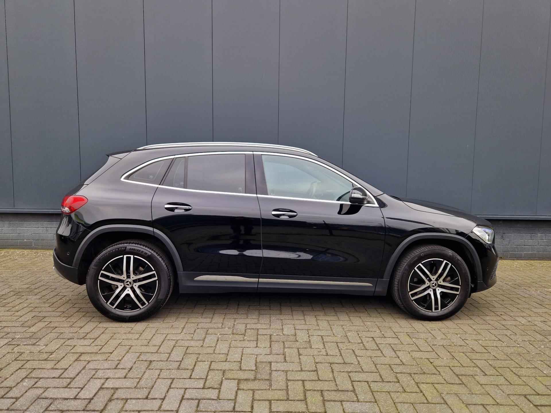 Mercedes-Benz GLA-klasse 200d Mbux /Camera /Led /Stoelverw /1e eigenaar - 33/36