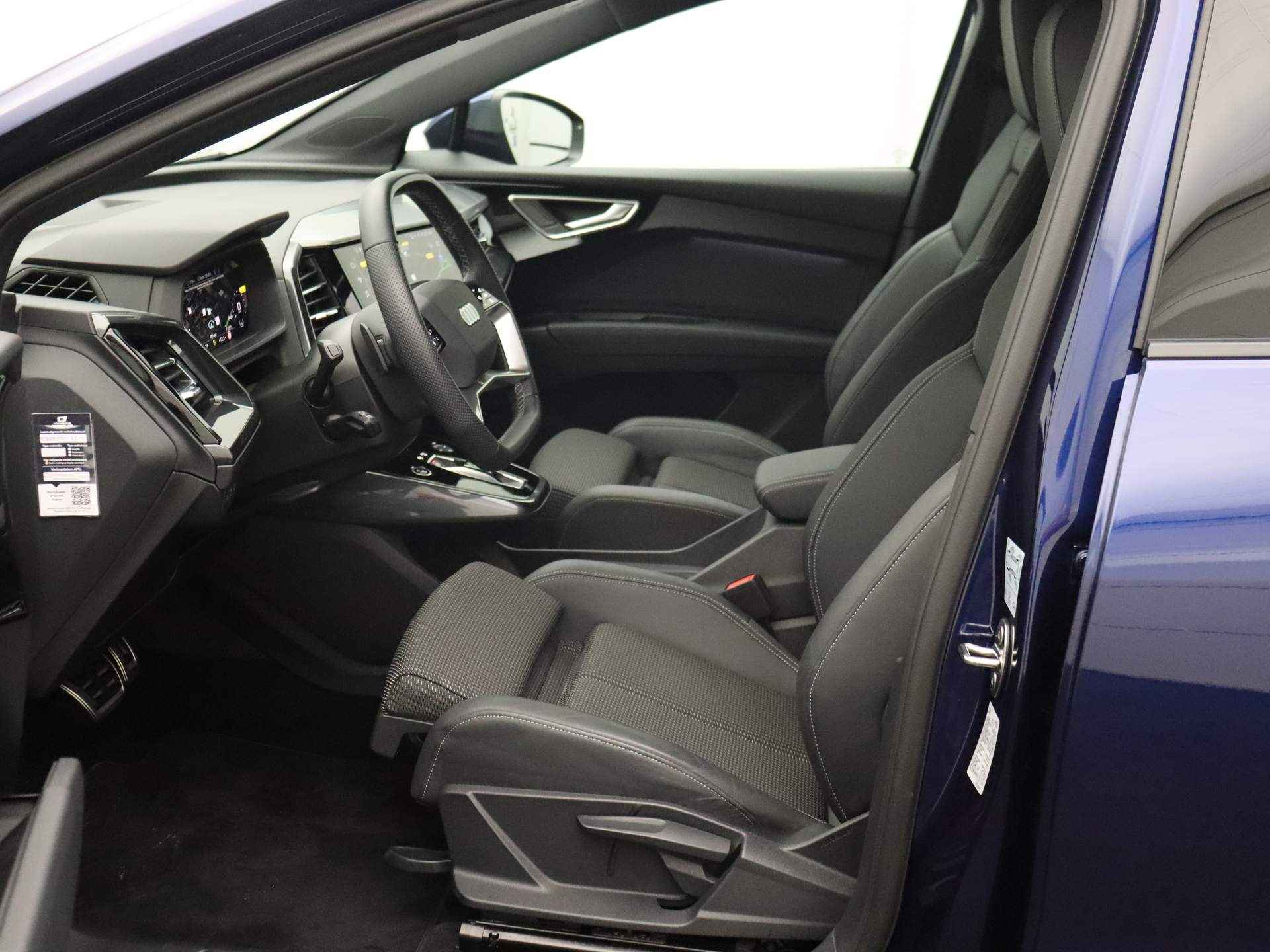 Audi Q4 Sportback e-tron S edition 40 77 kWh | Matrix | Adaptive-cruise | Stoelverwarming | Smartphone-interface | Achterruitrijcamera | 20- inch | - 5/41