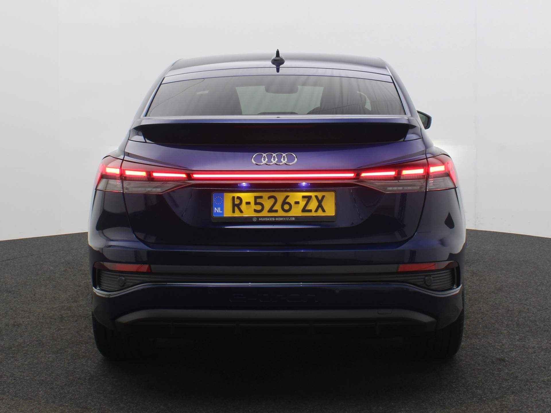 Audi Q4 Sportback e-tron S edition 40 77 kWh | Matrix | Adaptive-cruise | Stoelverwarming | Smartphone-interface | Achterruitrijcamera | 20- inch | - 10/41