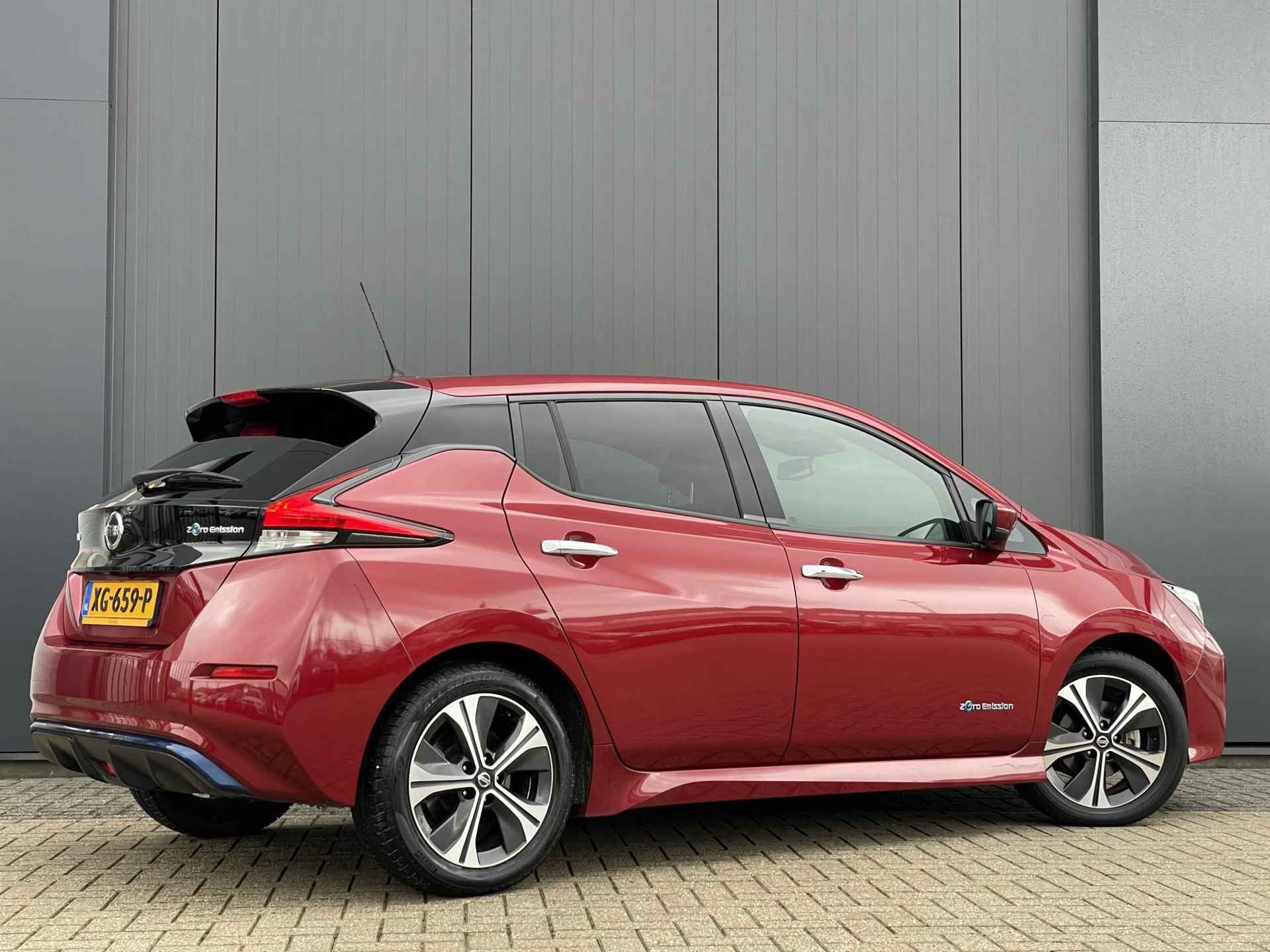 Nissan LEAF 40 kWh Tekna | Bose audio | Navigatie | Leder | Stoelverwarming | Achterbankverwarming - 4/28
