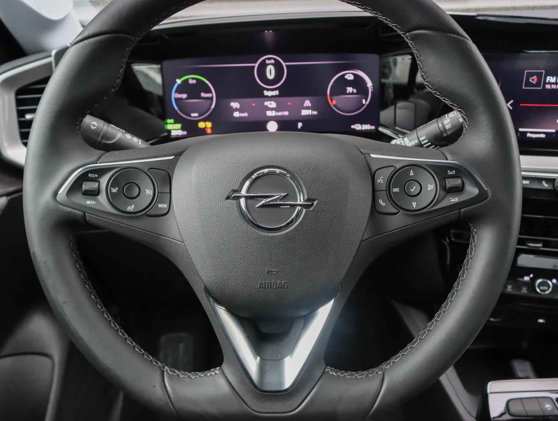 Opel Mokka Electric Level 5 50 kWh (DIRECT rijden!!/17"LMV/Climate/AppleCarPlay/NAV./LED) - 18/42
