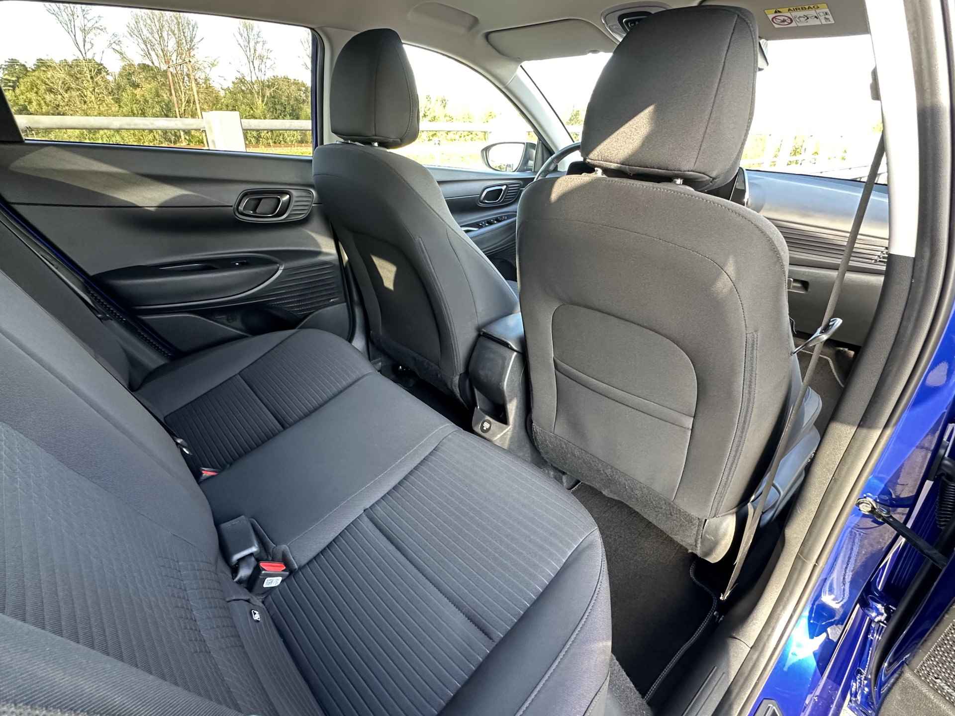 Hyundai i20 1.0 T-GDI Premium | Two-Tone | Stoelverwarming | Navigatiesysteem | Rijklaarprijs! | - 30/39