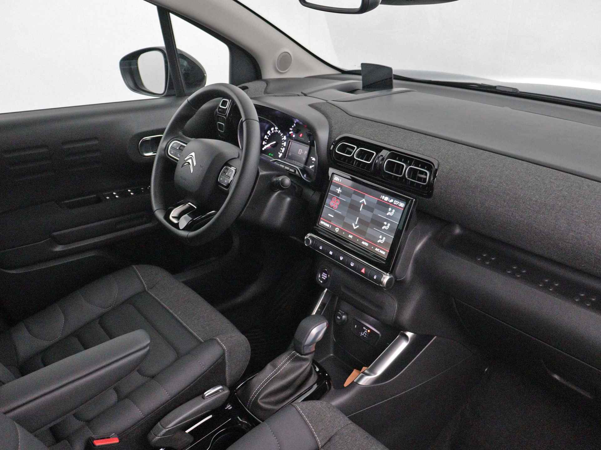 Citroën C3 Aircross PureTech 130pk Automaat Plus | Rijklaar | Stoelverwarming | Keyless Entry | - 8/27