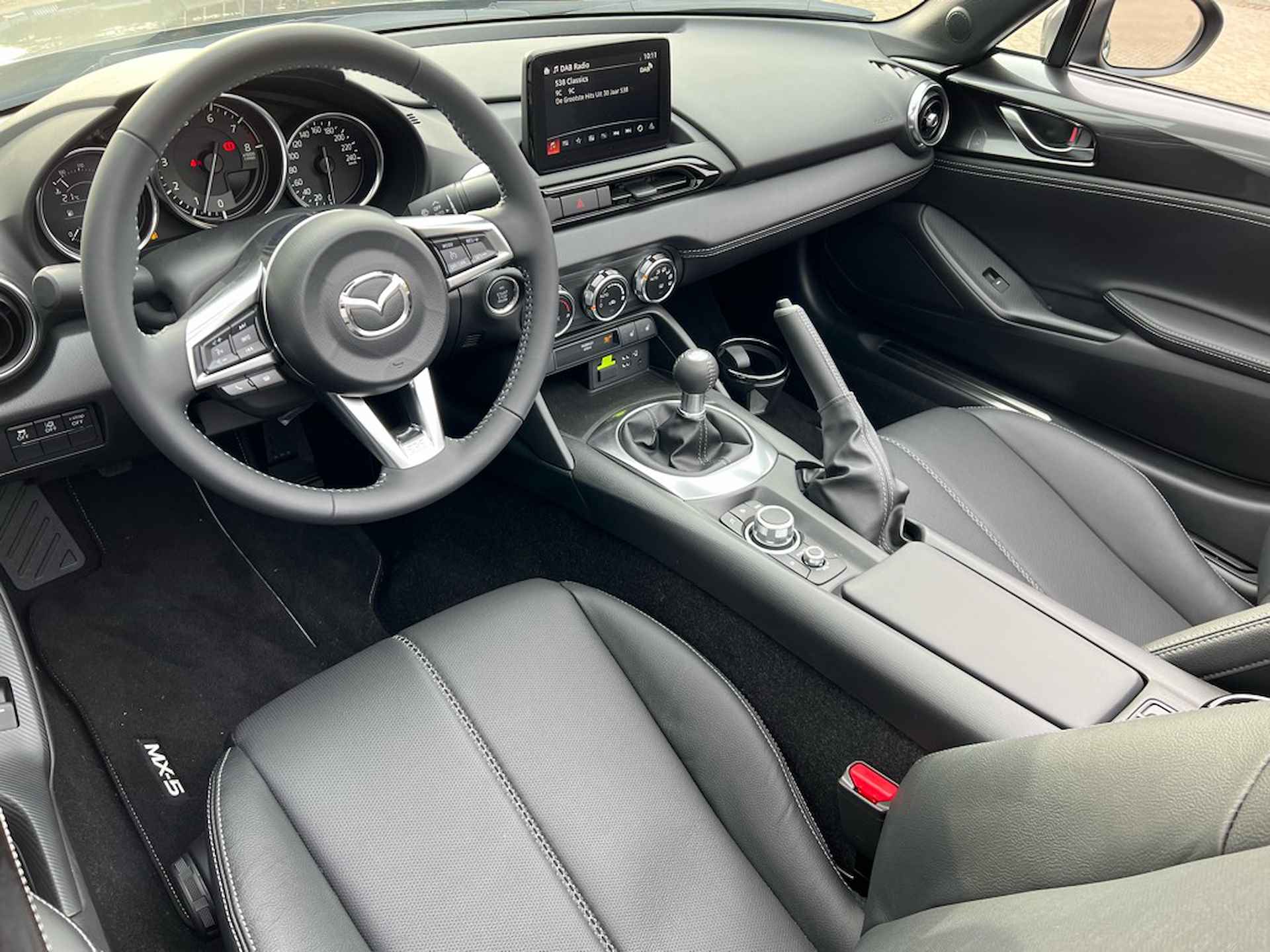 Mazda MX-5 1.5  132pk  Luxury * korting* - 17/29