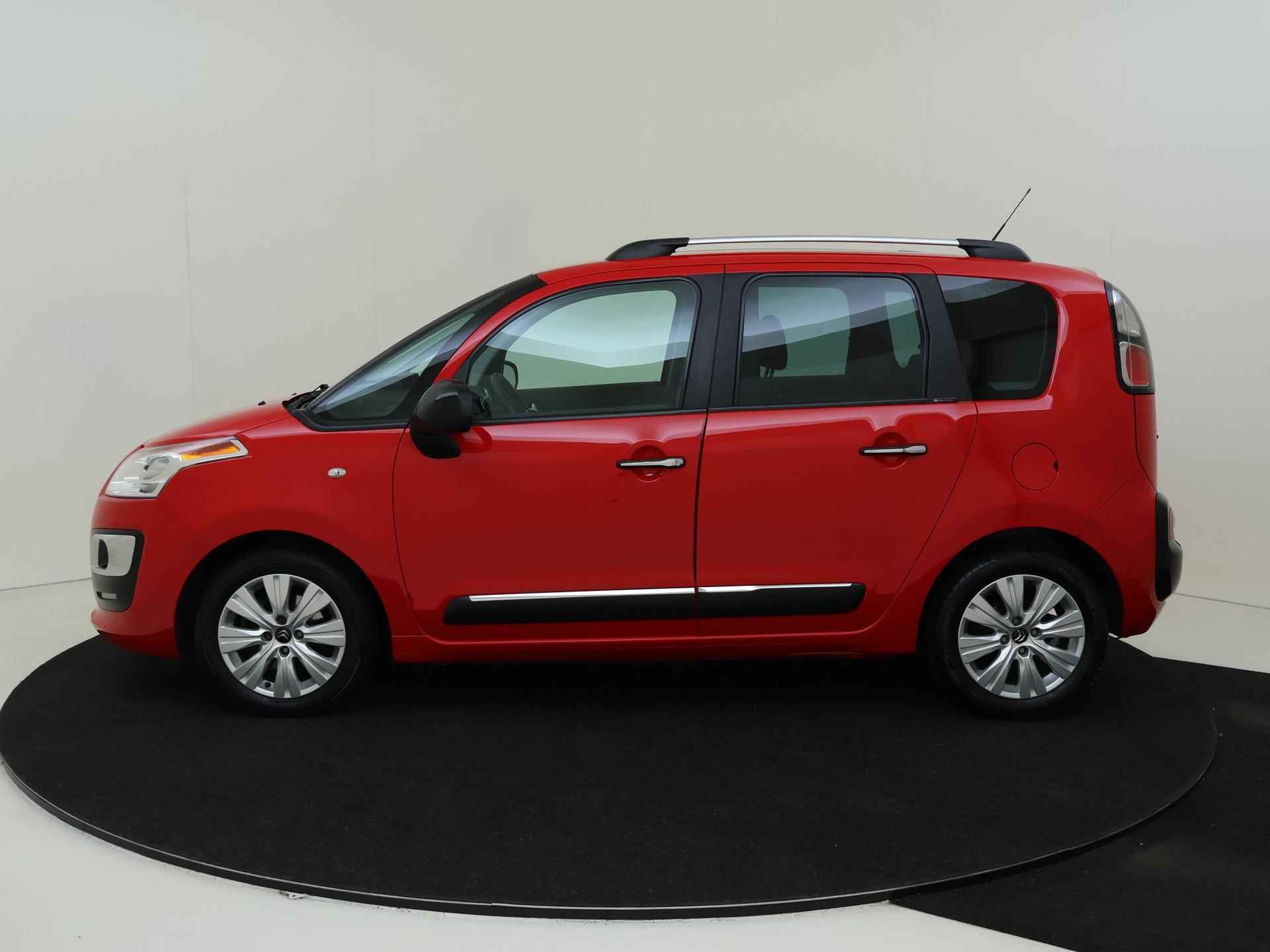 Citroen C3 Picasso 1.2 PureTech Exclusive | Trekhaak | Climate Control | Cruise Control | Parkeersensoren achter - 2/24