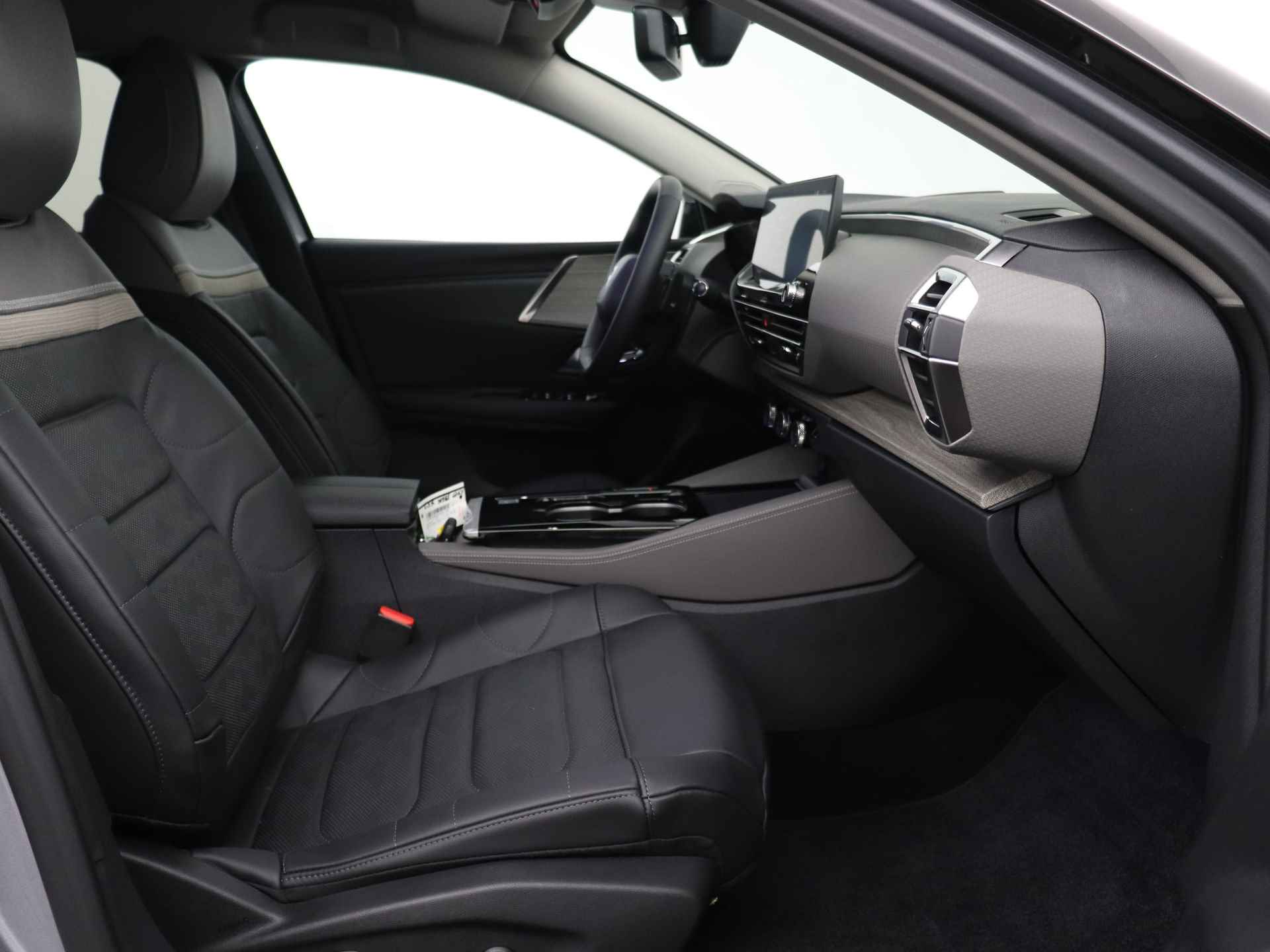 Citroën C5 X PureTech 130pk Automaat Business Plus | Rijklaar | Leder | Stoelverwarming / koeling | Head Up Display - 6/28