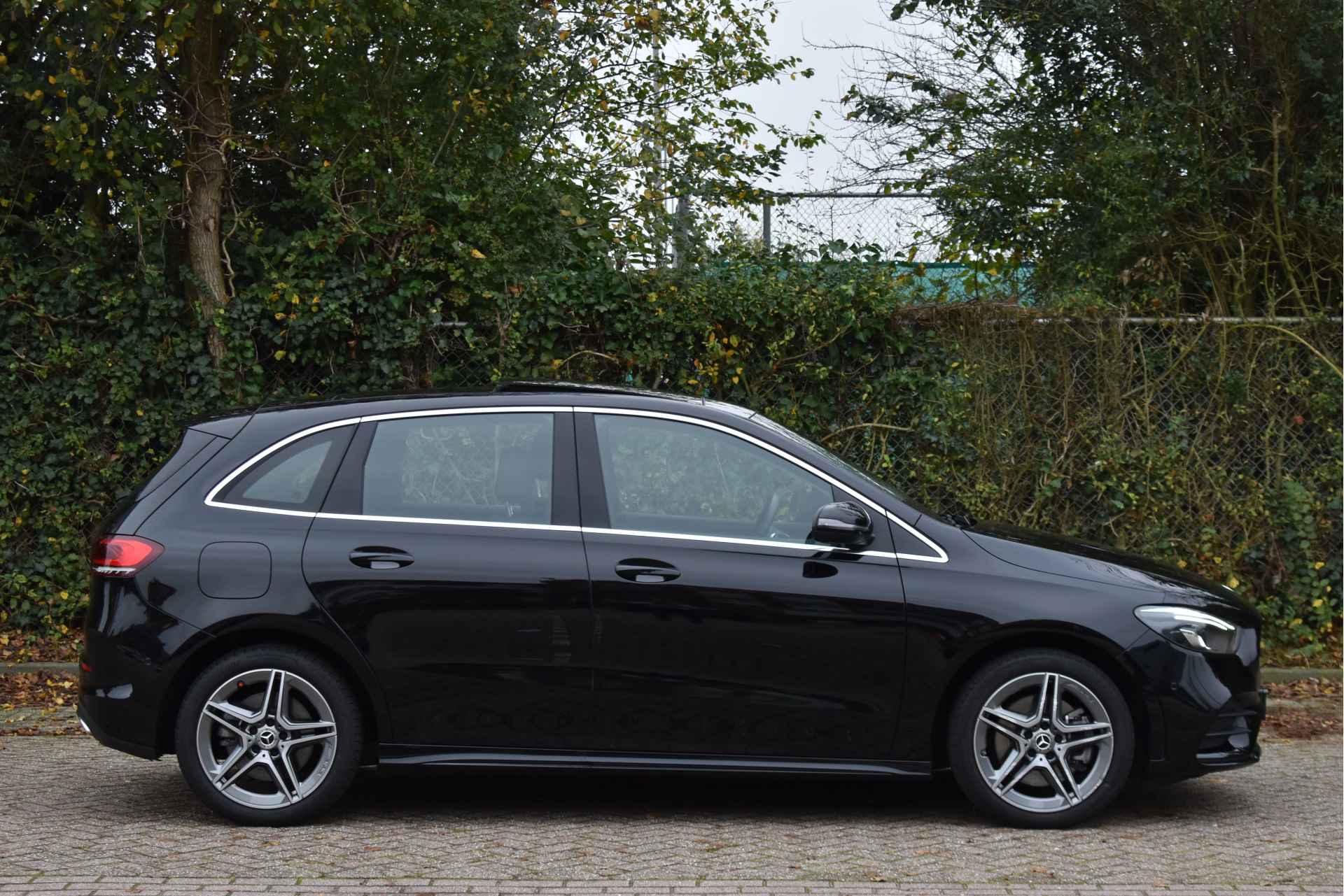 Mercedes-Benz B-Klasse 250 e AMG Line | Open dak | Sfeerverl | DAB | Carbon | Carplay | Stoelverw | Full LED | AMG Velgen - 26/68